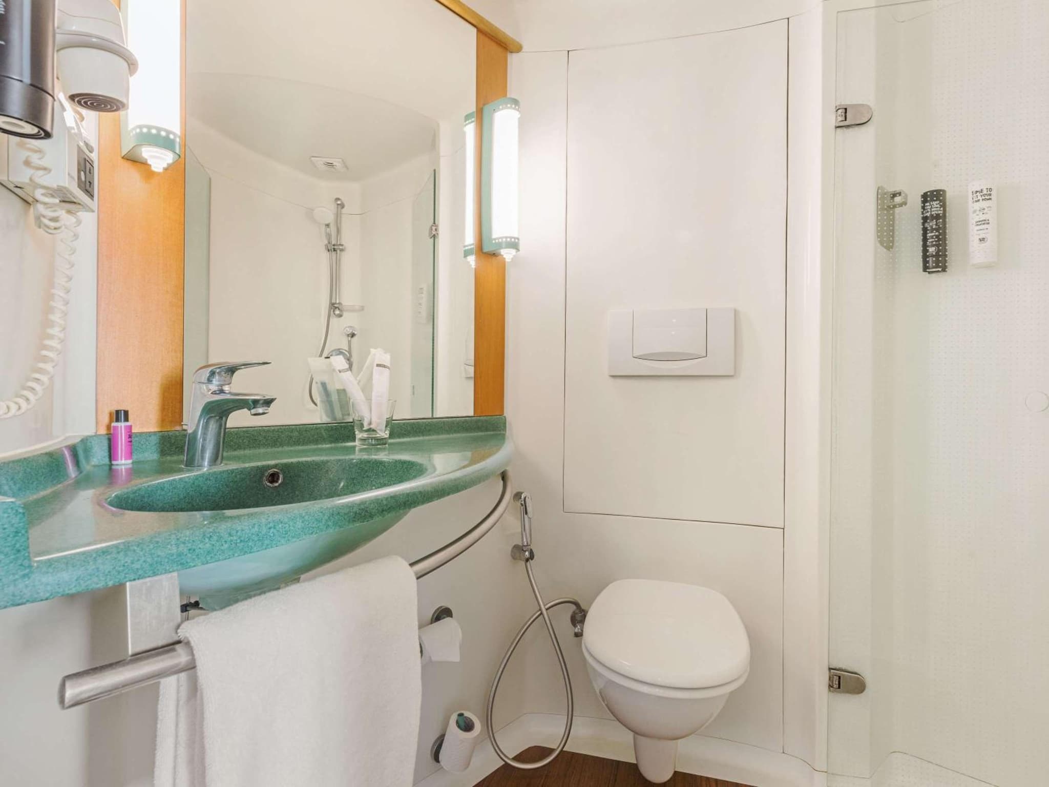 ibis Bengaluru Hosur Road - An Accor Brand photo 8