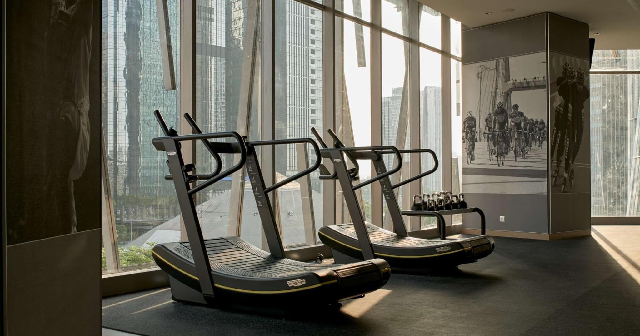 Discovery SCBD Jakarta photo 4