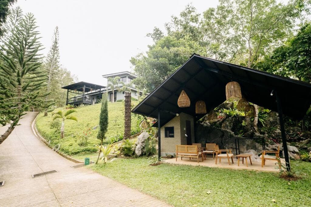 Grey Rock Mountain Villa w/ Private Pool & Jacuzzi