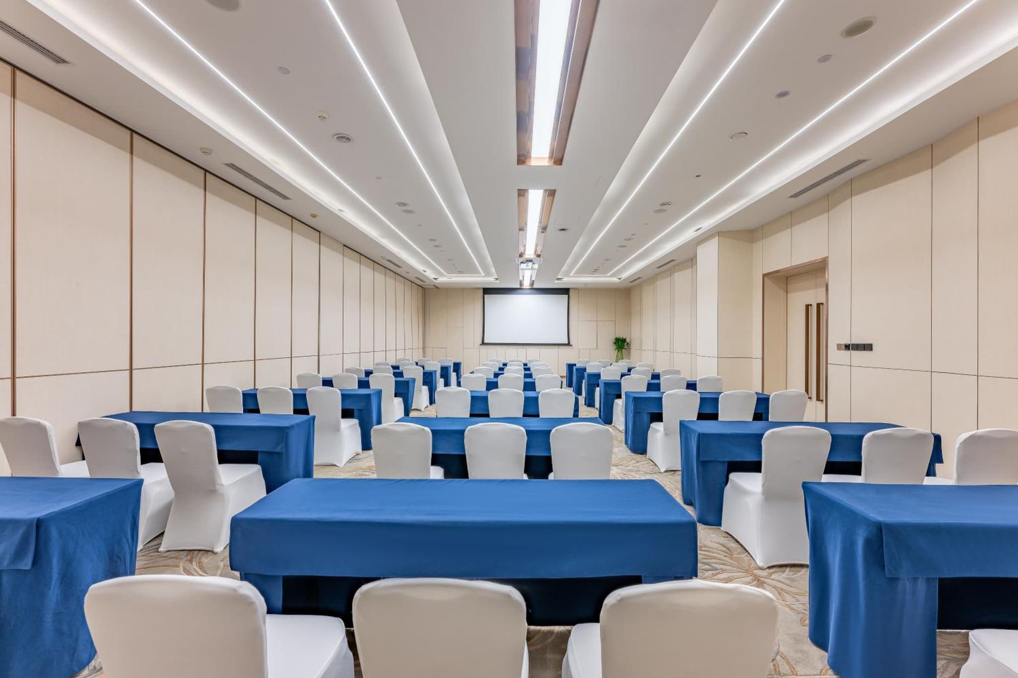 Holiday Inn Express Beijing Conference Center by IHG photo 2