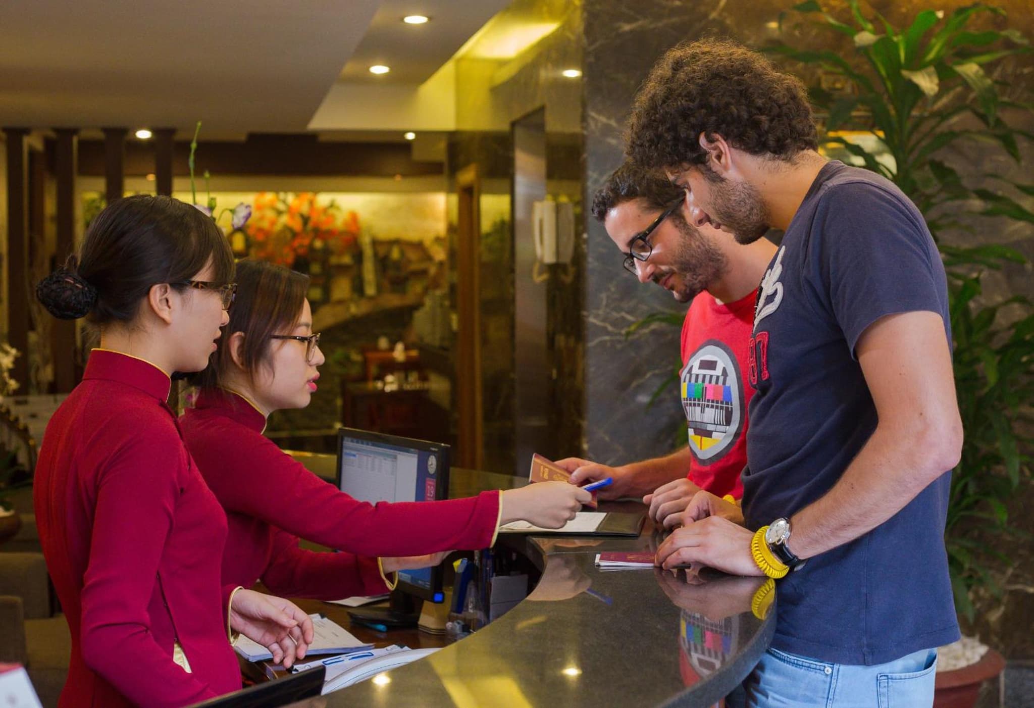 Eliana Ruby Hotel & Travel photo 2