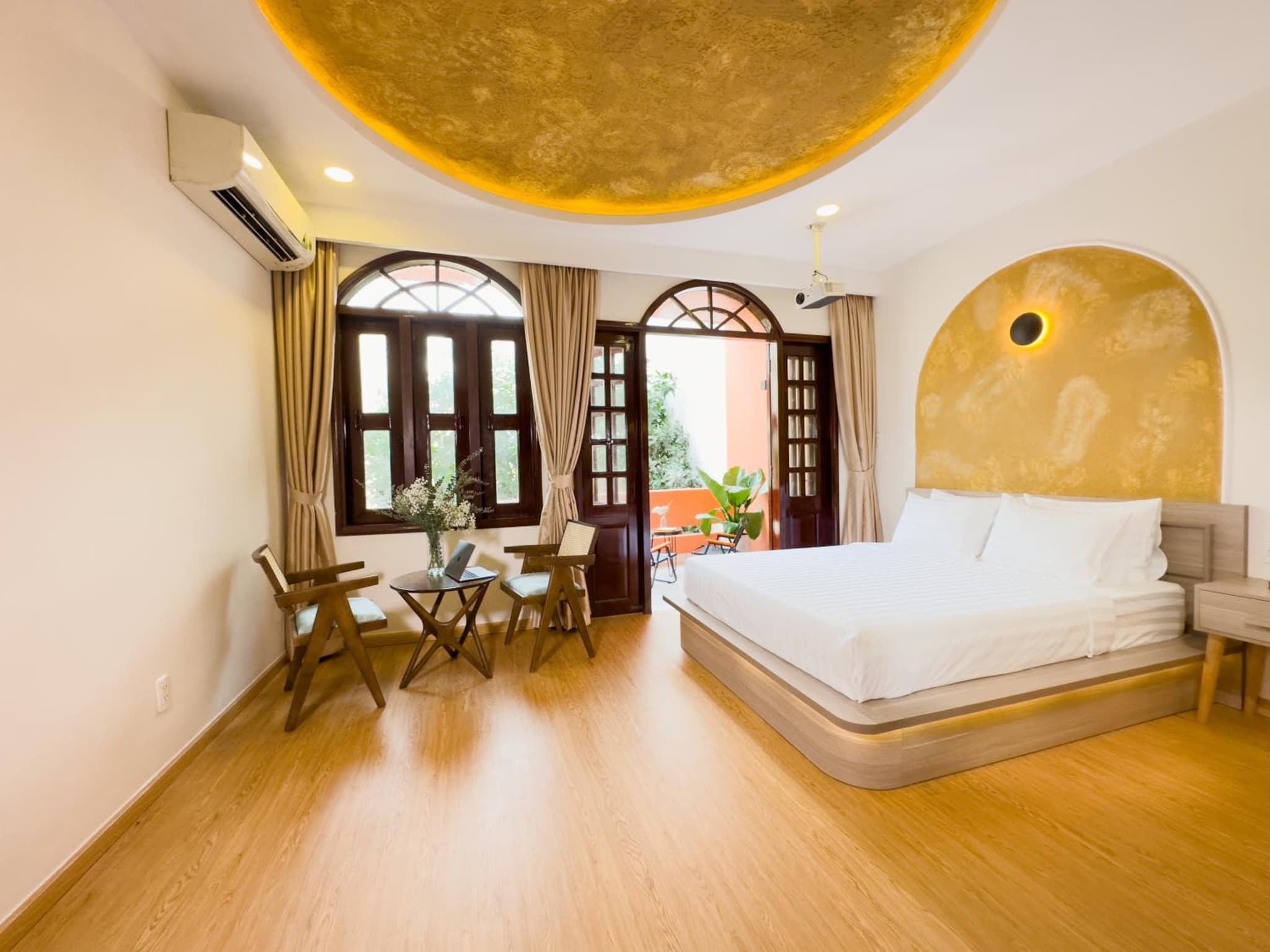 hotel room