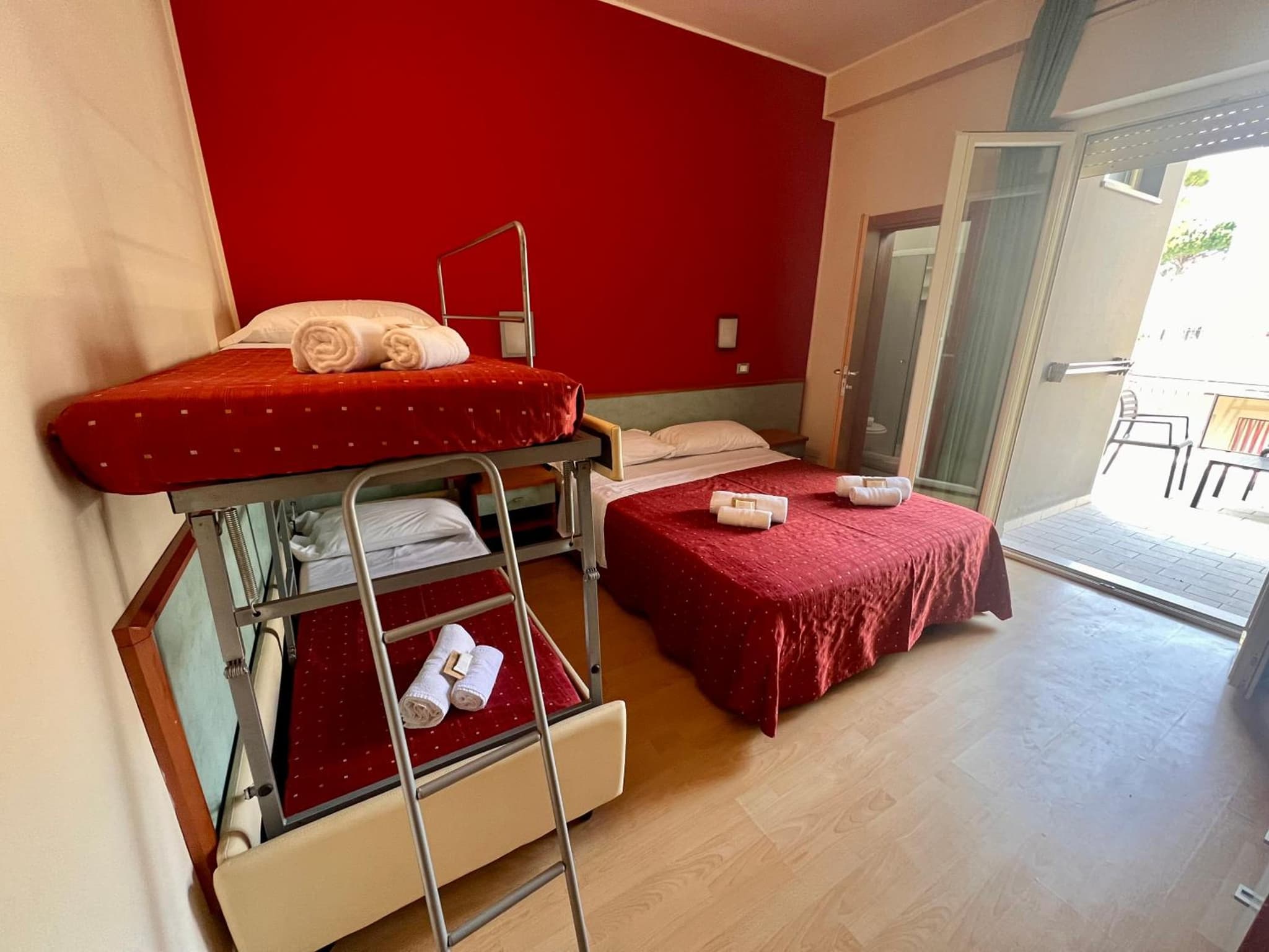 Hotel Villa Tina Easy Stay B&B photo 5