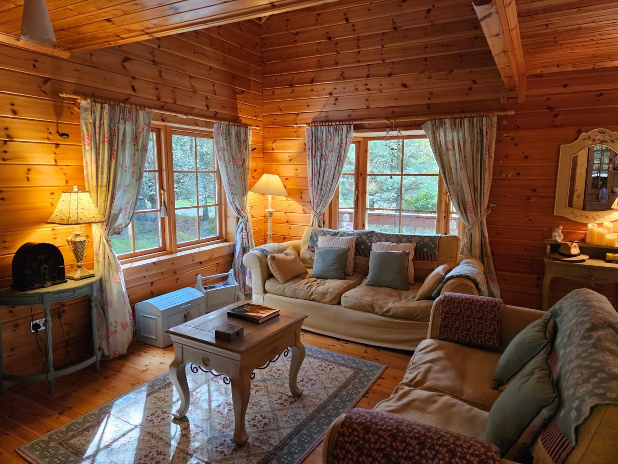 Forest Lodge Log Cabin - Ireland photo 2