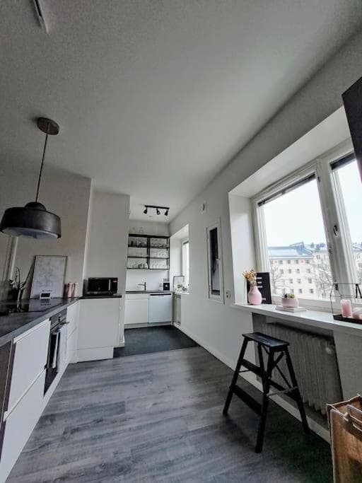 Renovated 64m2 apartment photo 8