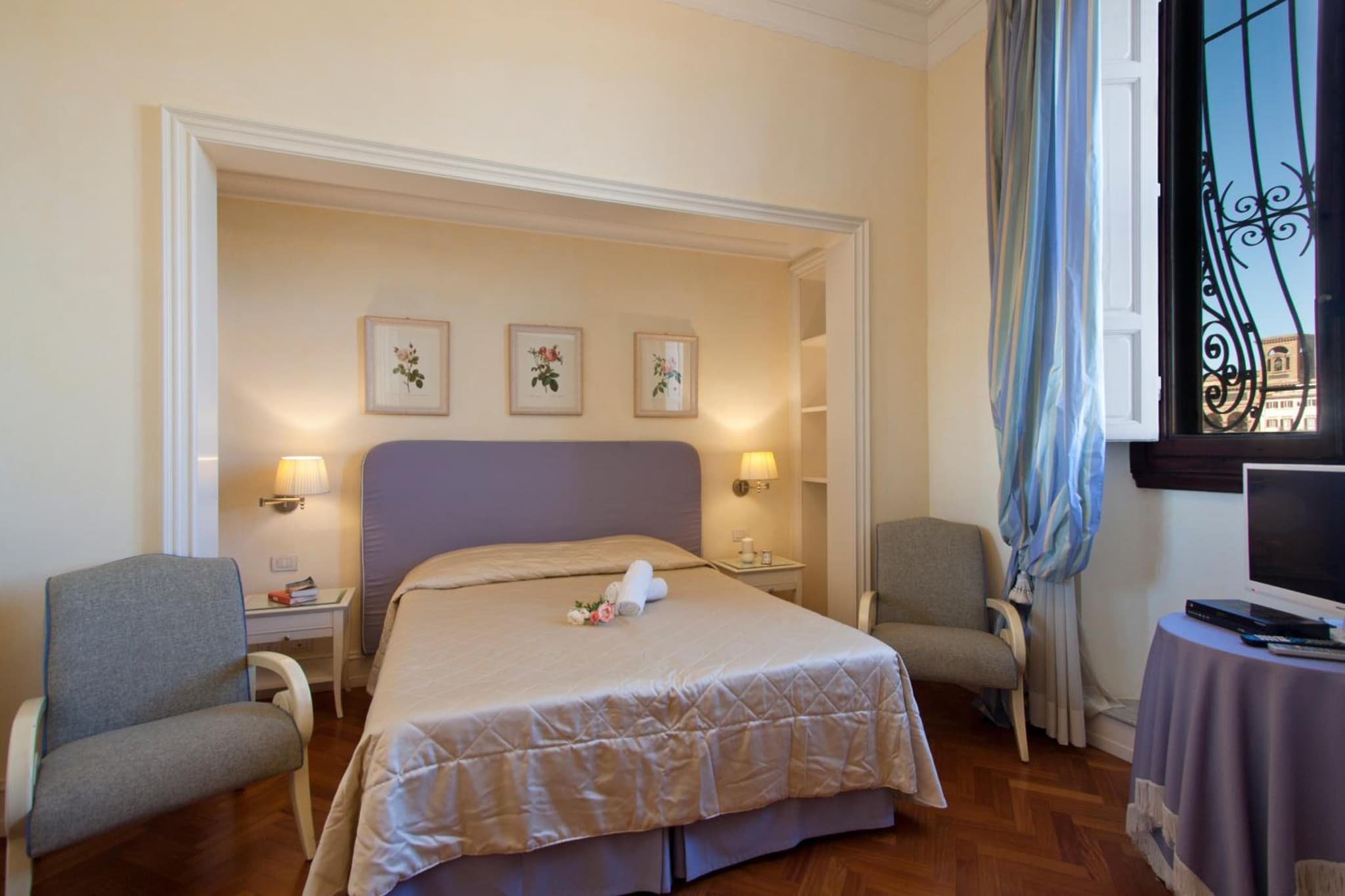Serristori Palace Residence photo 2