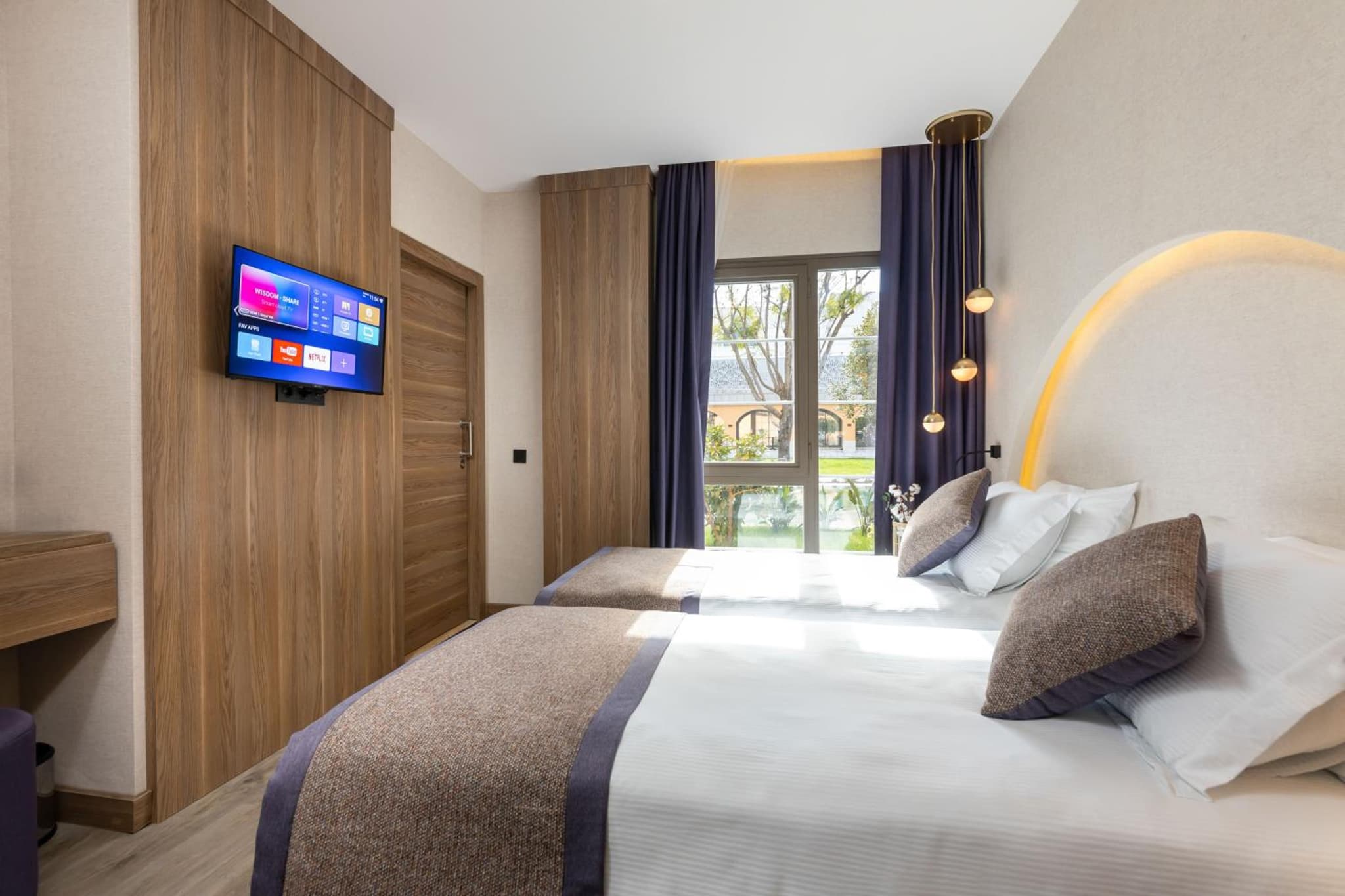 Ema Houses photo 6