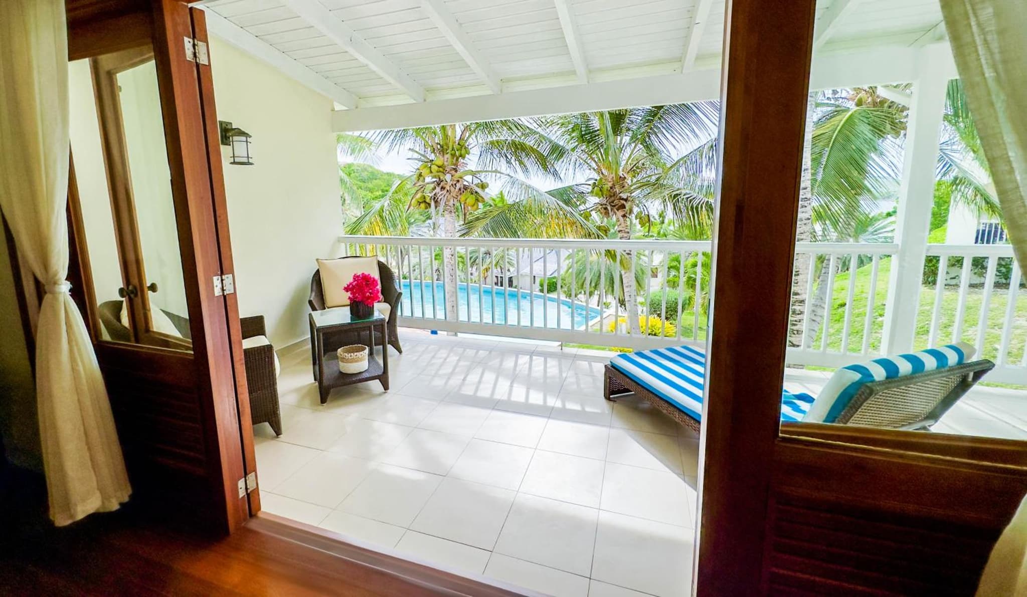 The Hideaway 1-Bedroom Suite, Pool - Beach & Restaurant photo 9