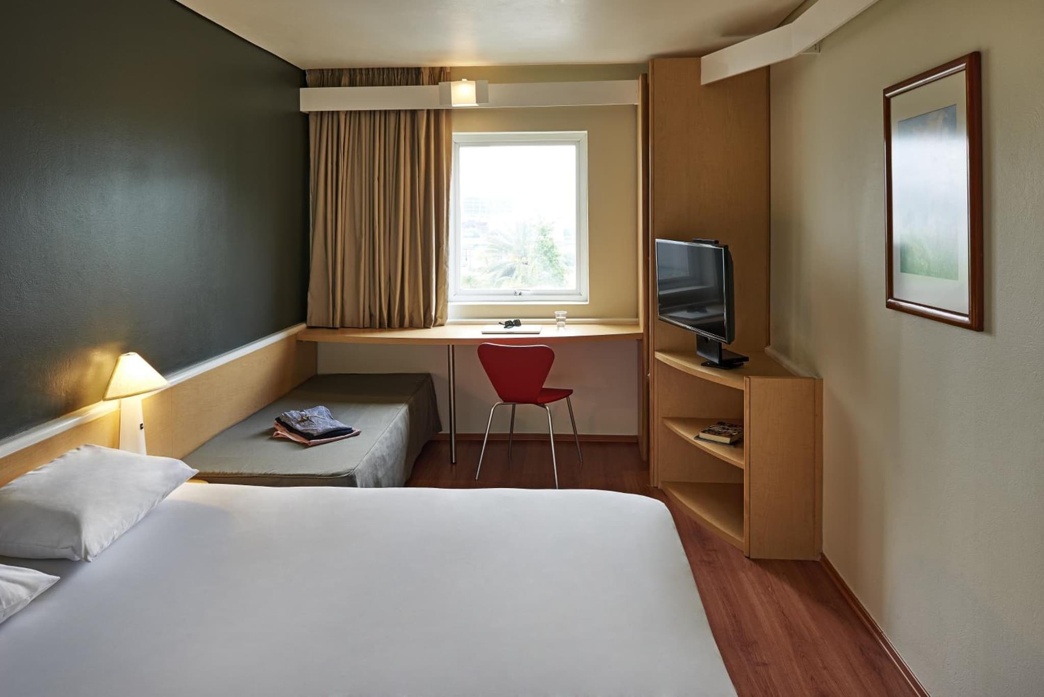 Ibis Monterrey Valle photo 3
