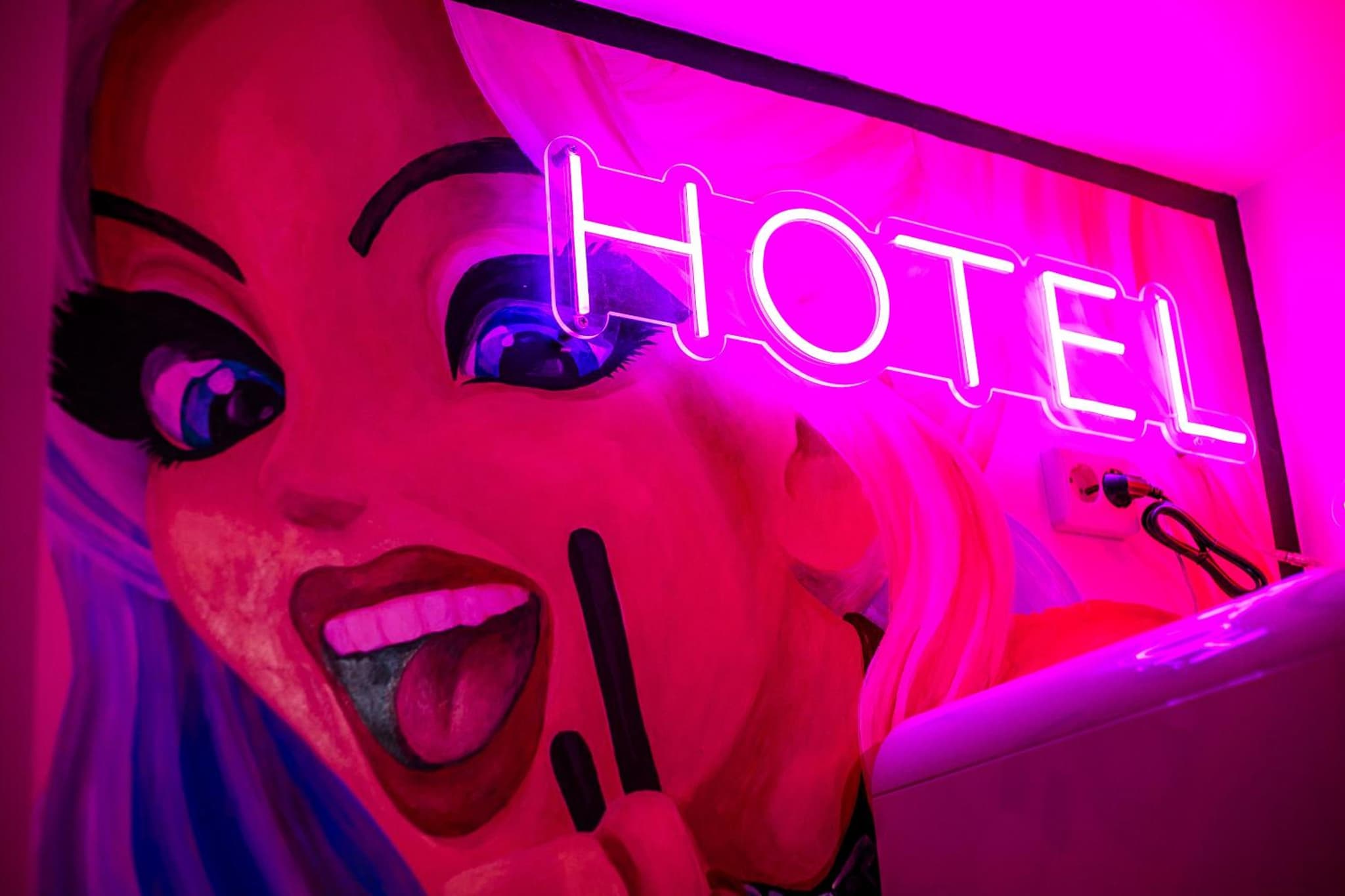 the Sin Suite photo 6