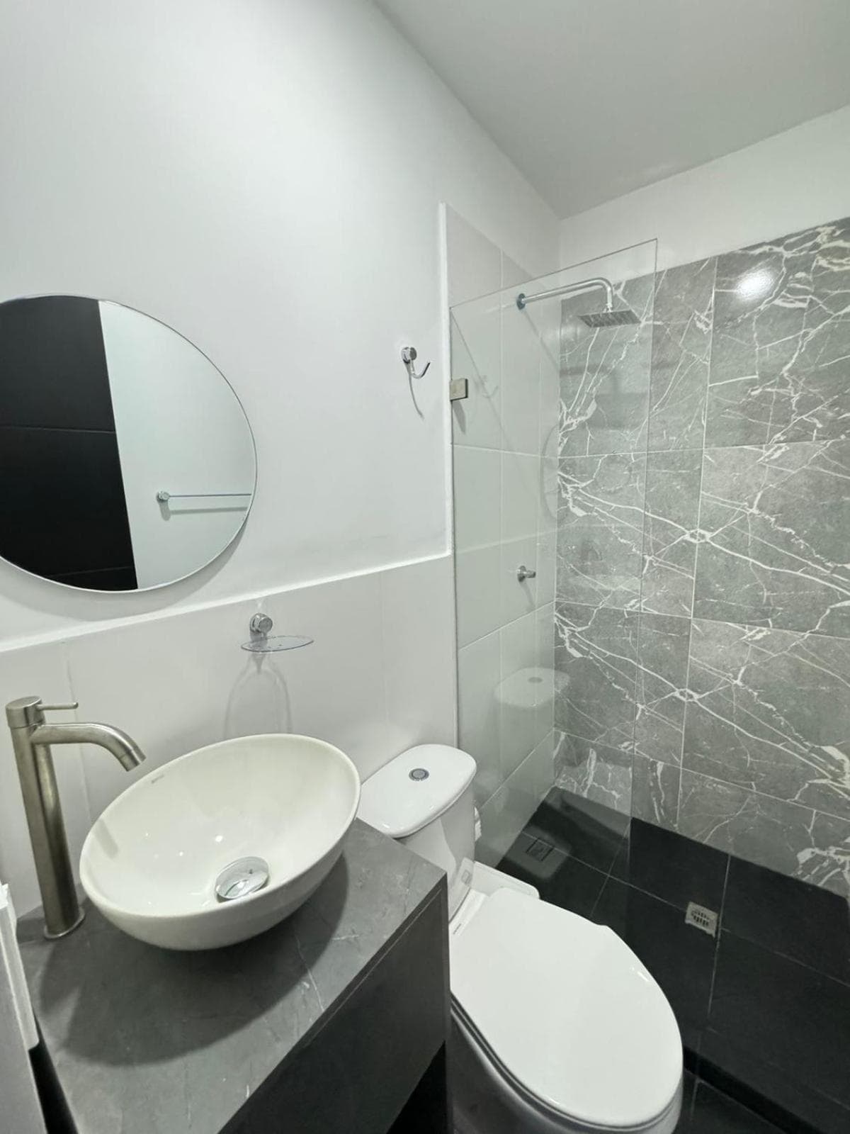 HOTEL LE QUINT photo 9