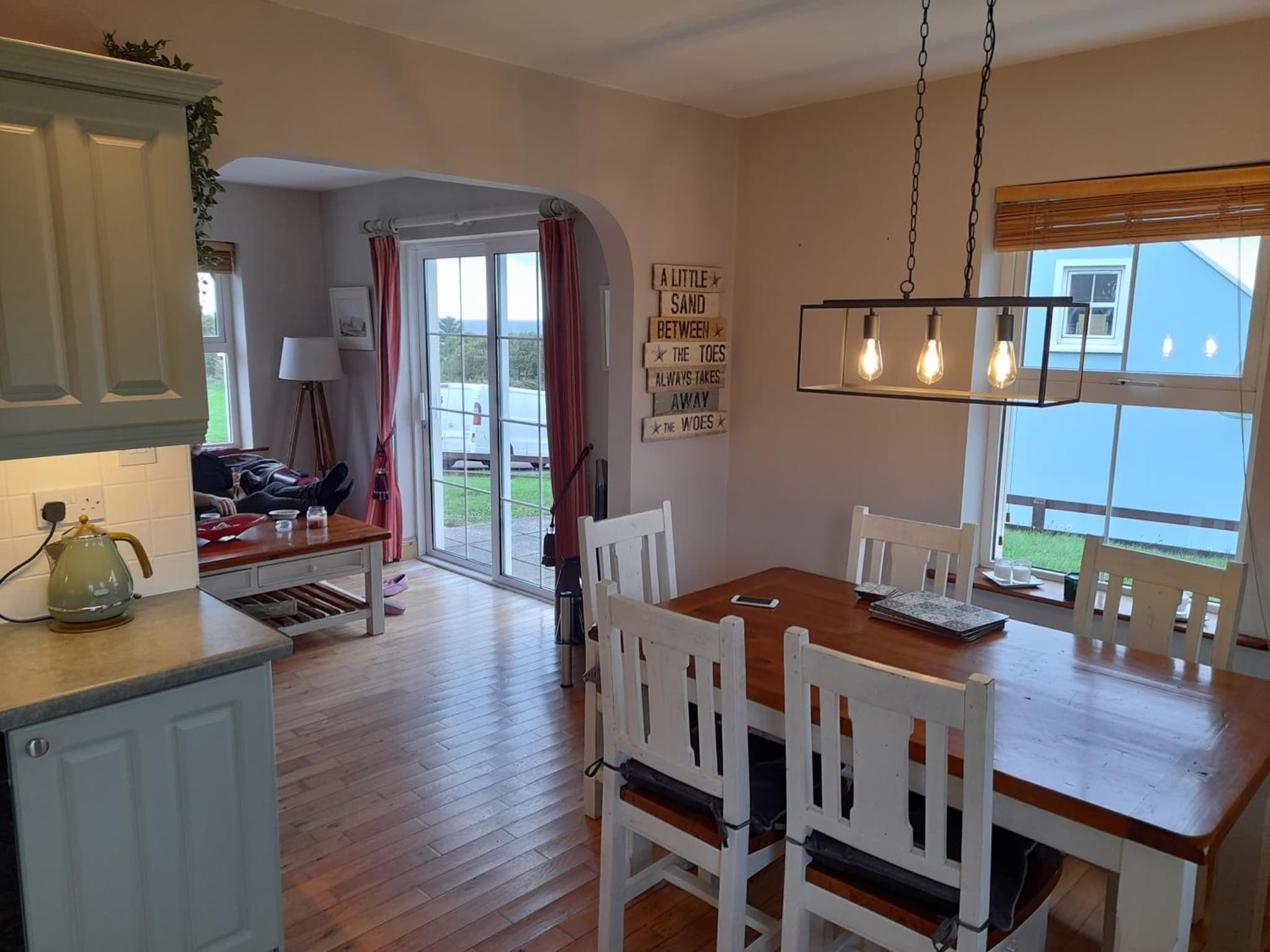 House Overlooking Ballinskelligs Bay photo 4