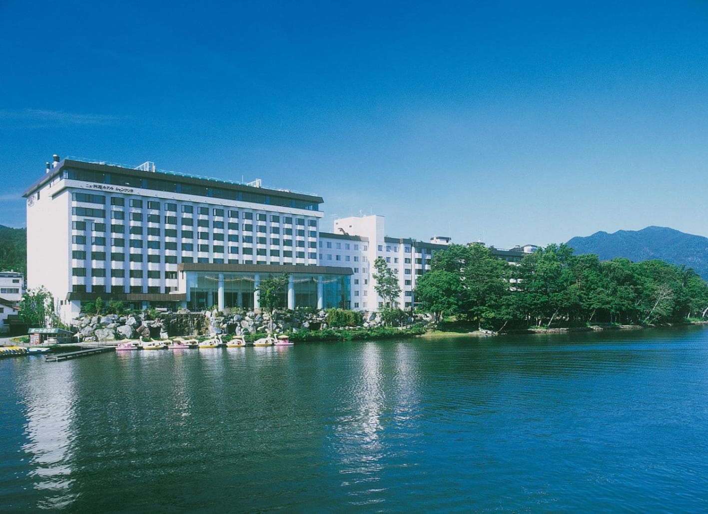 New Akan Hotel