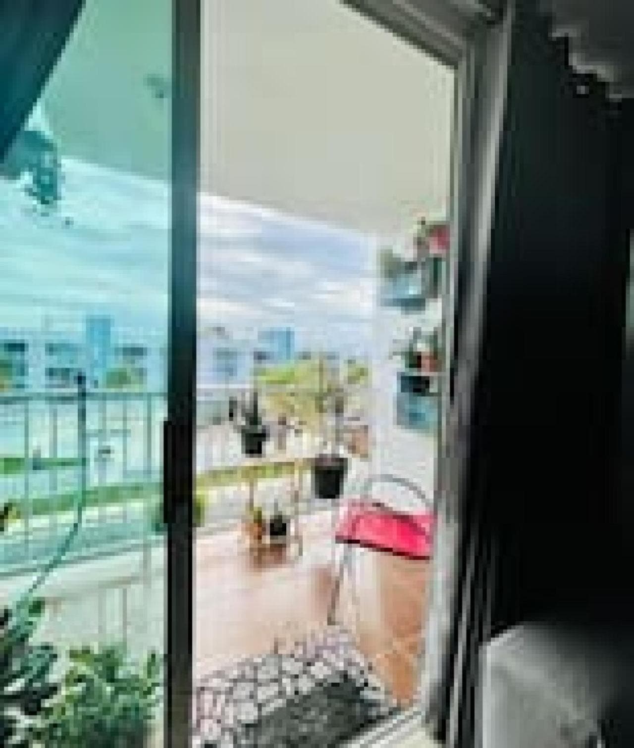 Pothos Beach PH 3BR Apt w Rooftop w Pool Access photo 9