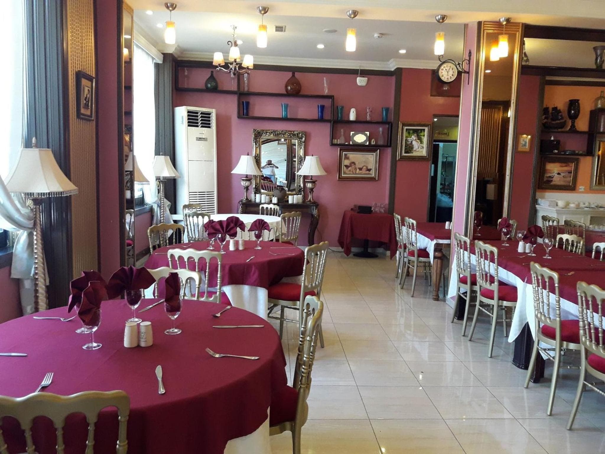Hotel Les Ambassadeurs photo 4