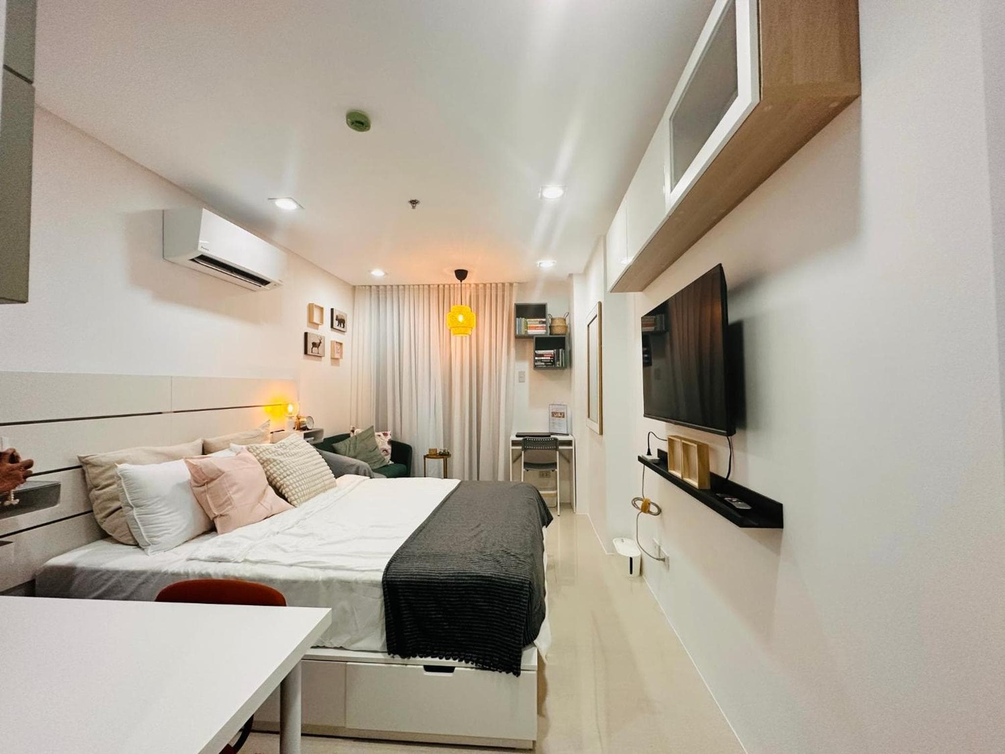 Primo Condo Studio Type - One Pontefino Tower photo 8