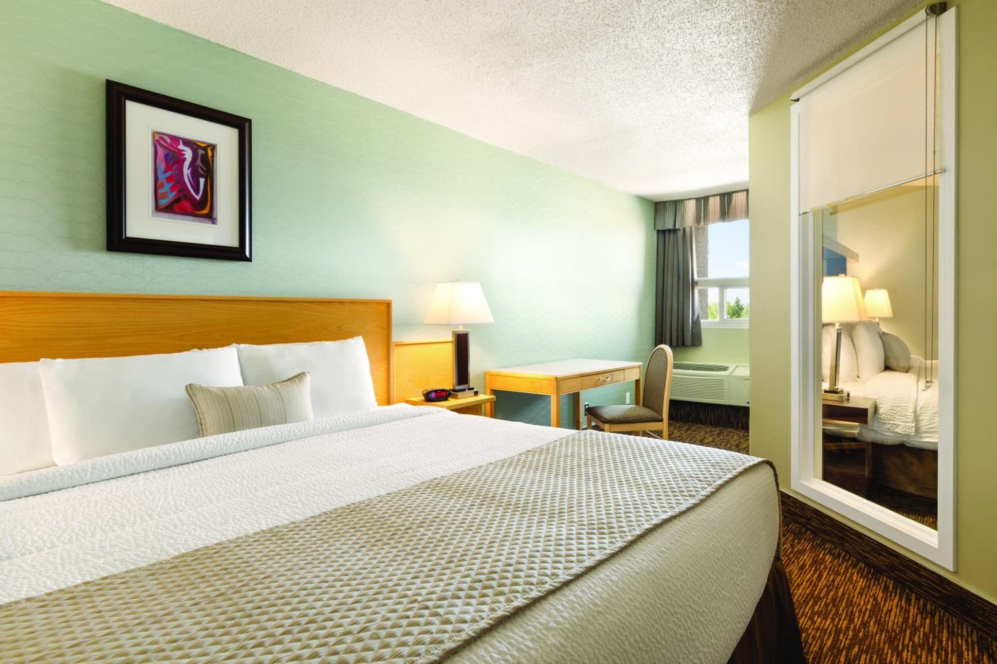 Days Inn by Wyndham Vermilion photo 4