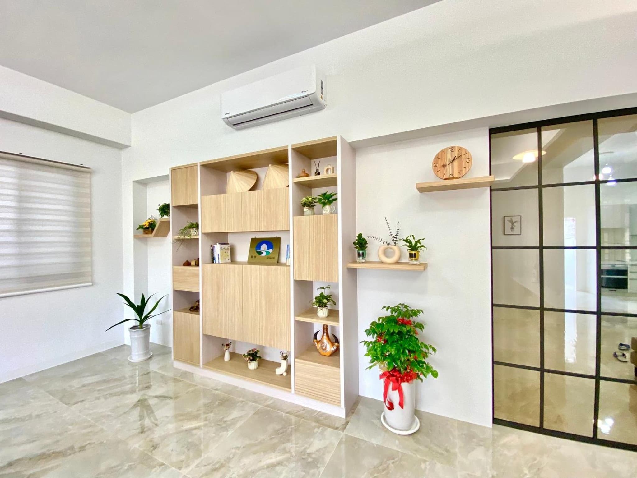 隱 the house photo 9