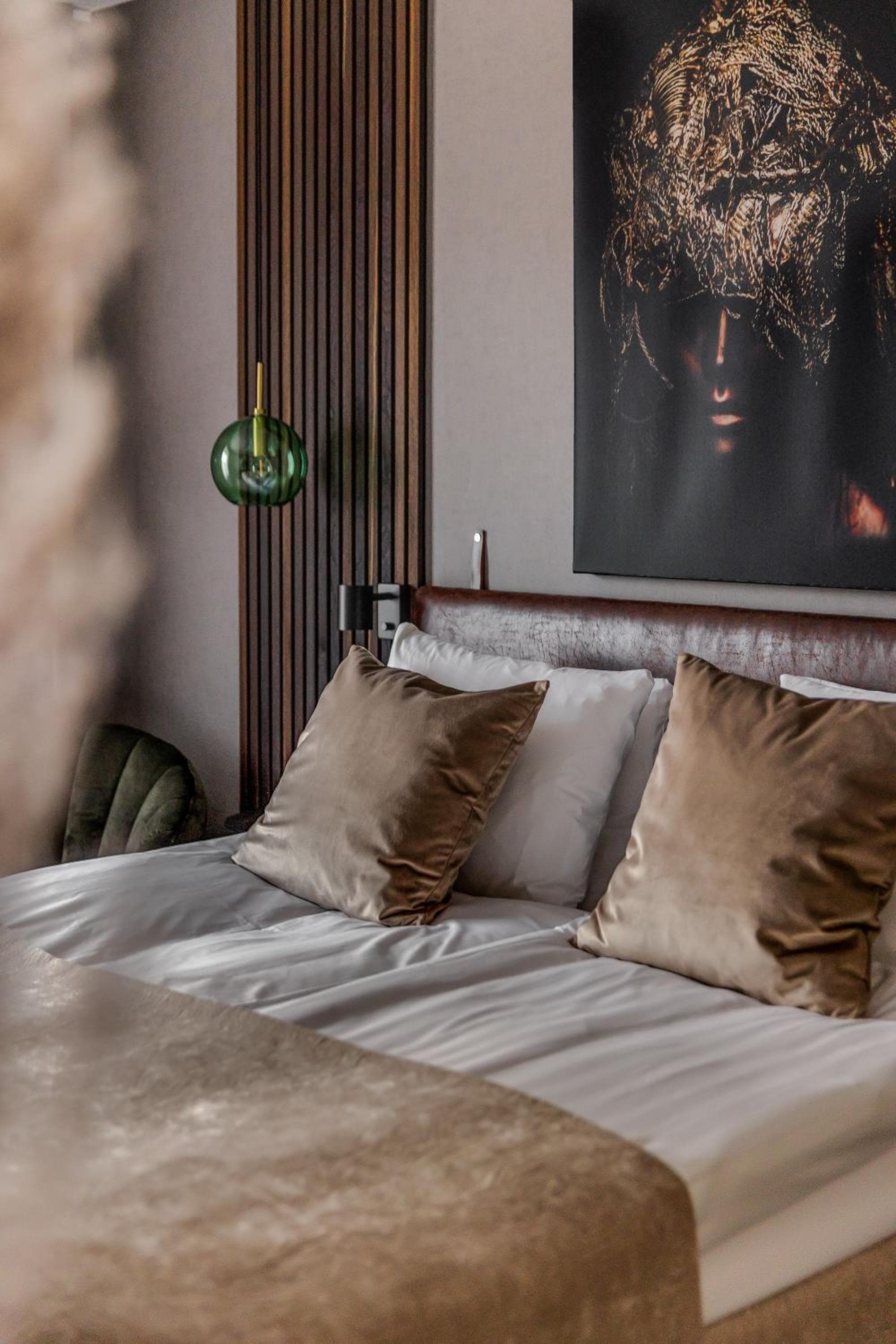 xhotel photo 2