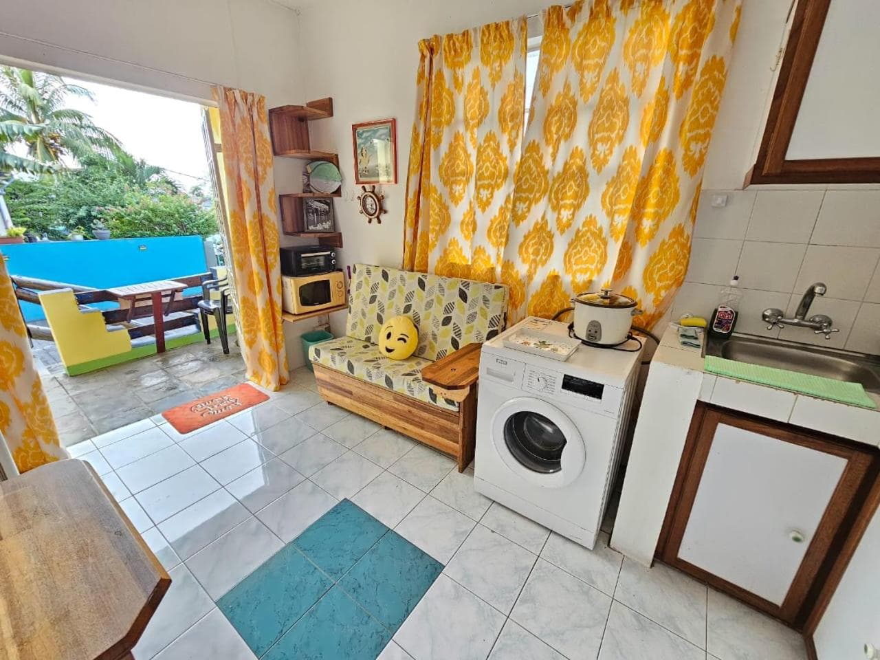 Tropical Apartment photo 9