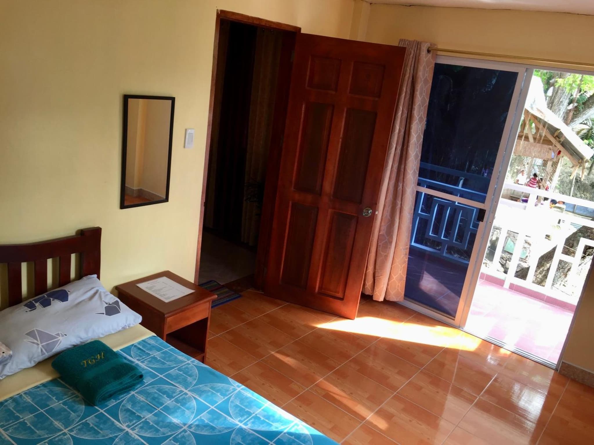 TGH Guest House Badian photo 4