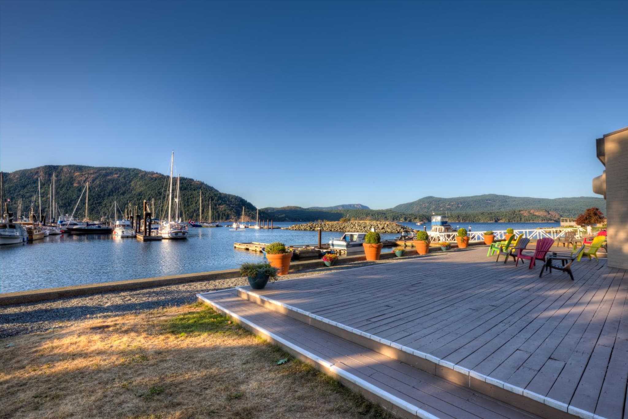 Oceanfront Suites at Cowichan Bay photo 8