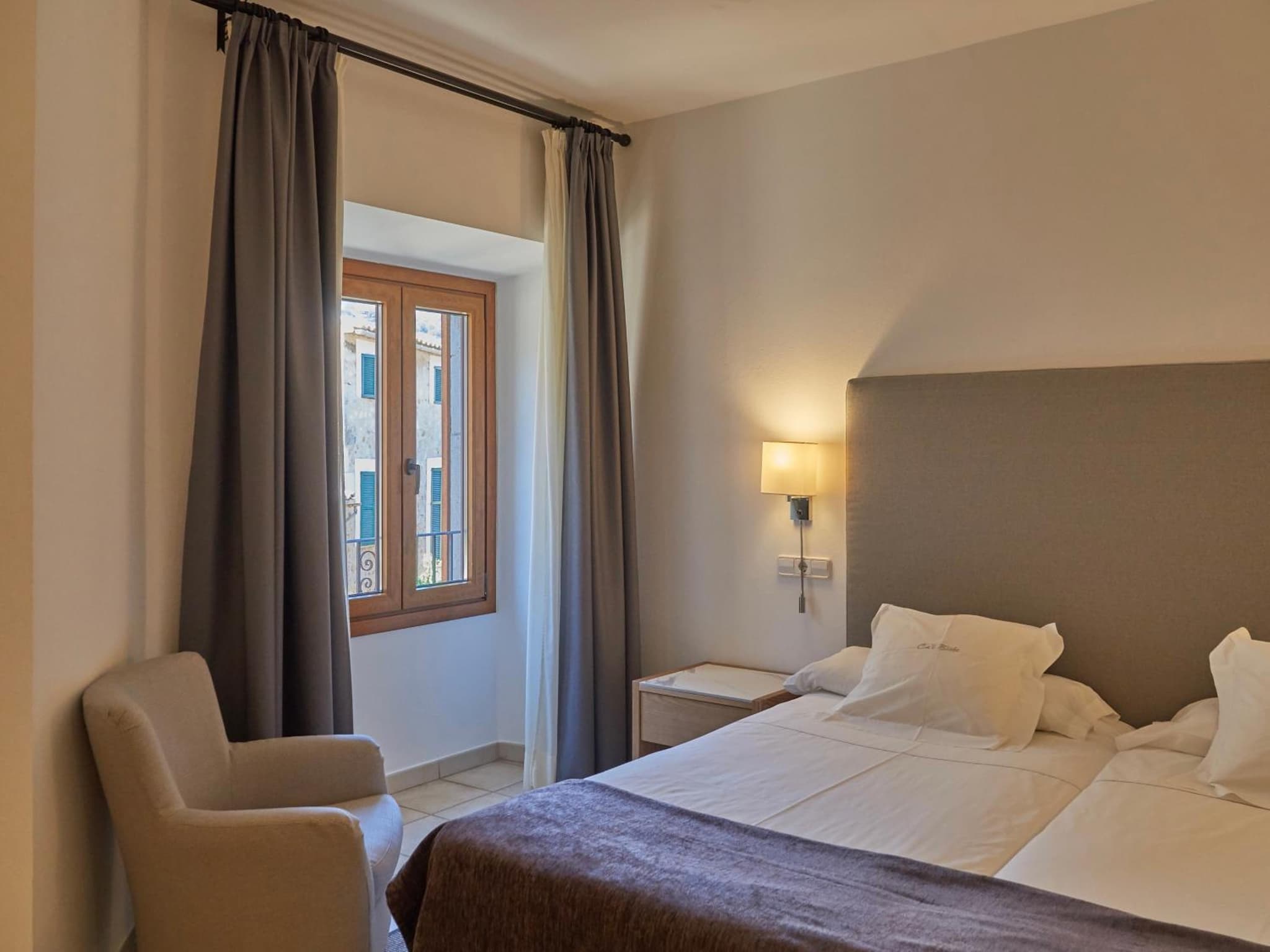 Hotel Ca'l Bisbe photo 6