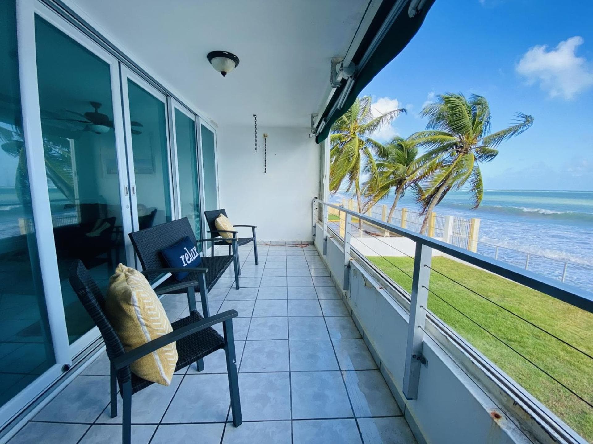 Oceanfront Condo in Luquillo photo 3