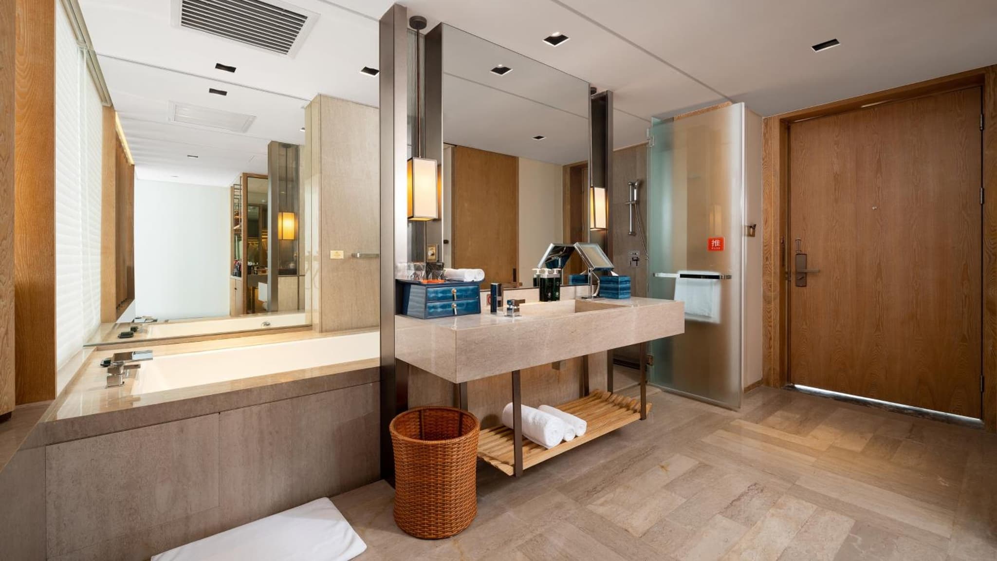 Hotel Indigo Dali Erhai by IHG photo 9