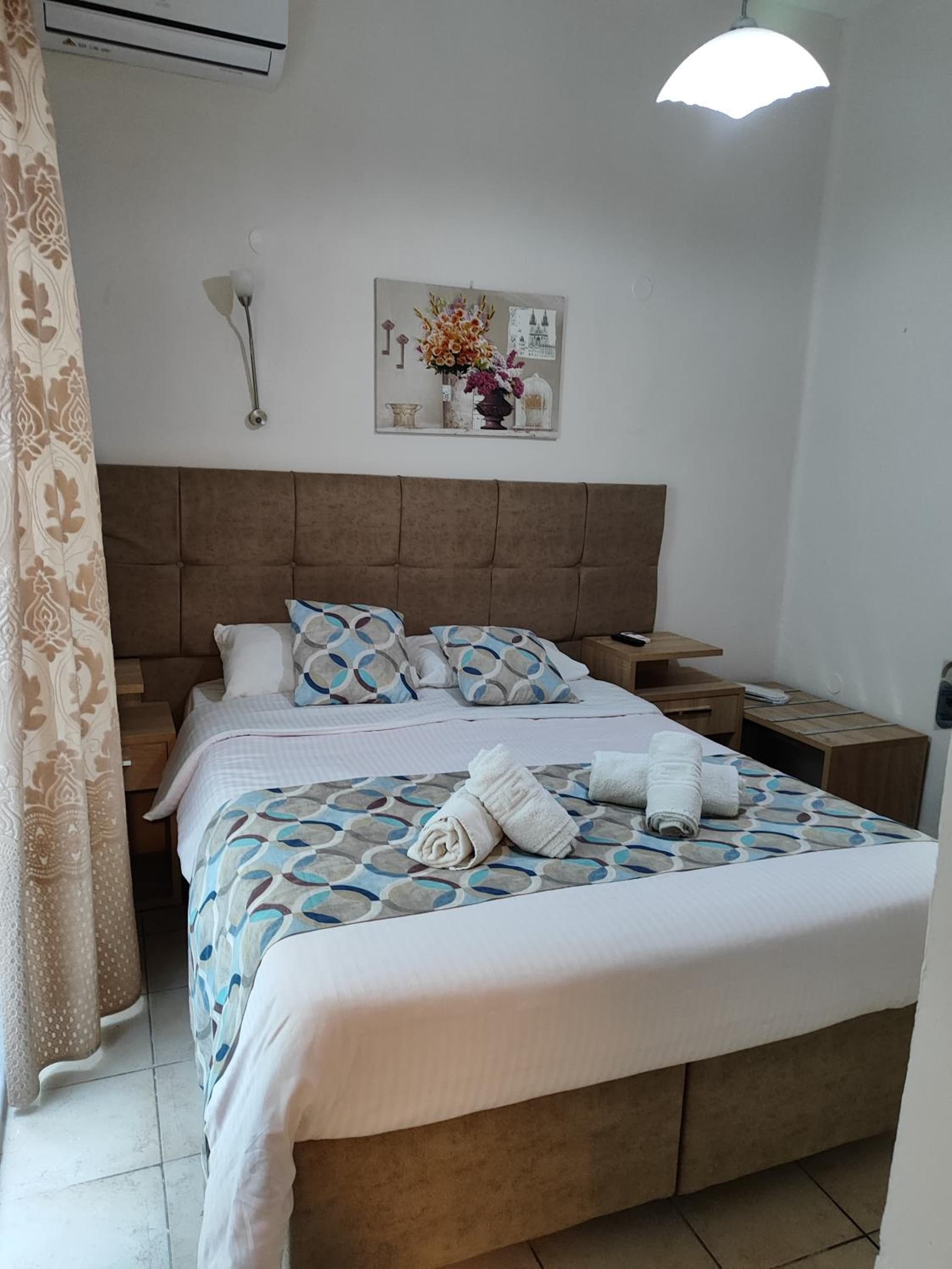 Pelineon Rooms photo 4
