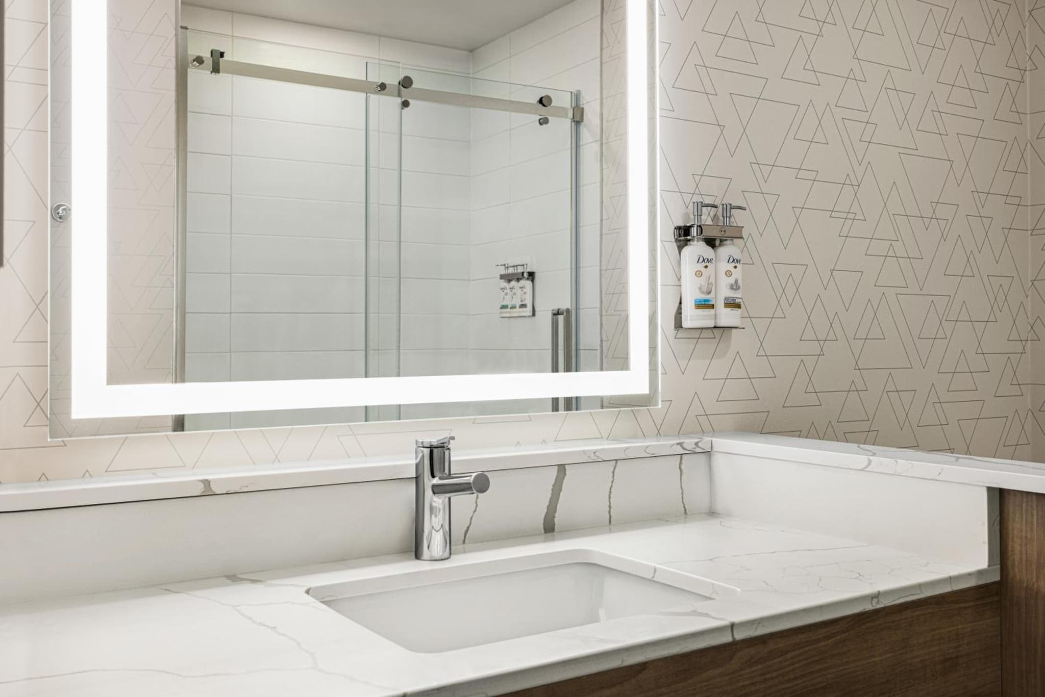 Holiday Inn Express - Strathroy by IHG photo 4