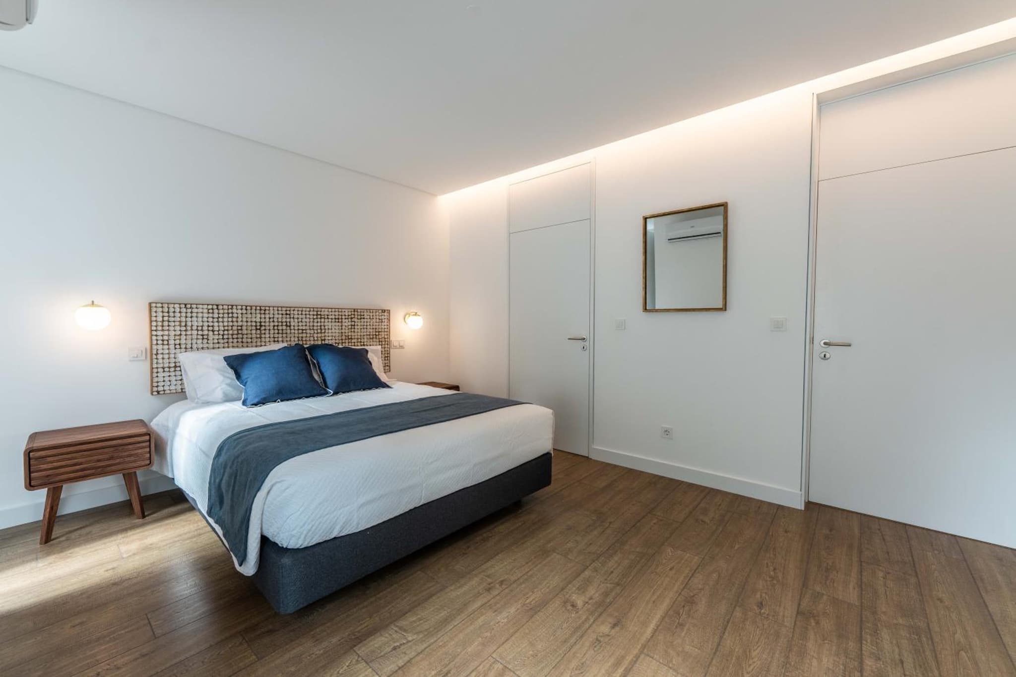 Brum Design Apartments I photo 3