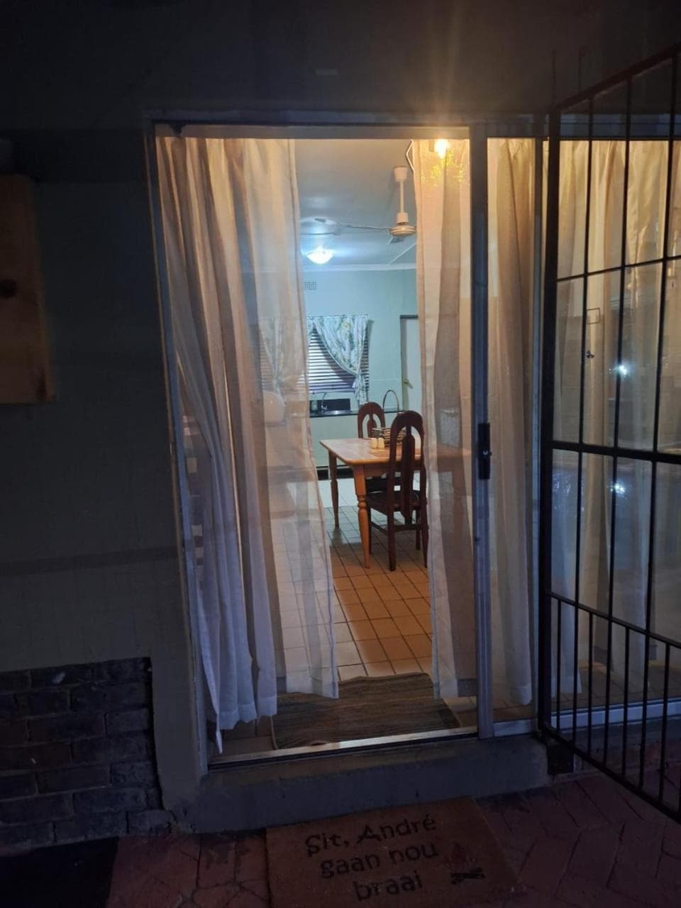 SMAPERS GUESTHOUSE photo 4