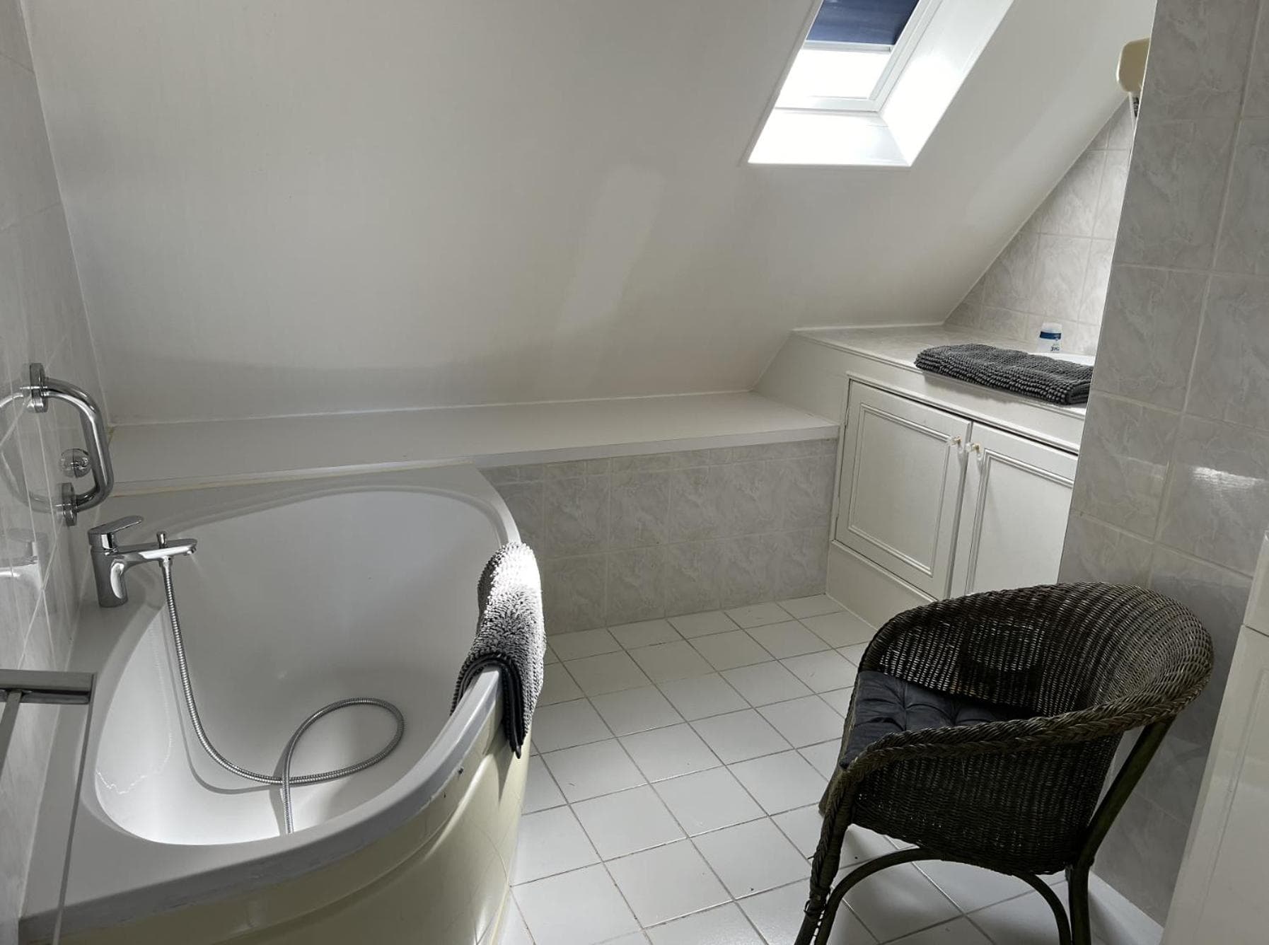 Le vieux château de Hommes photo 8