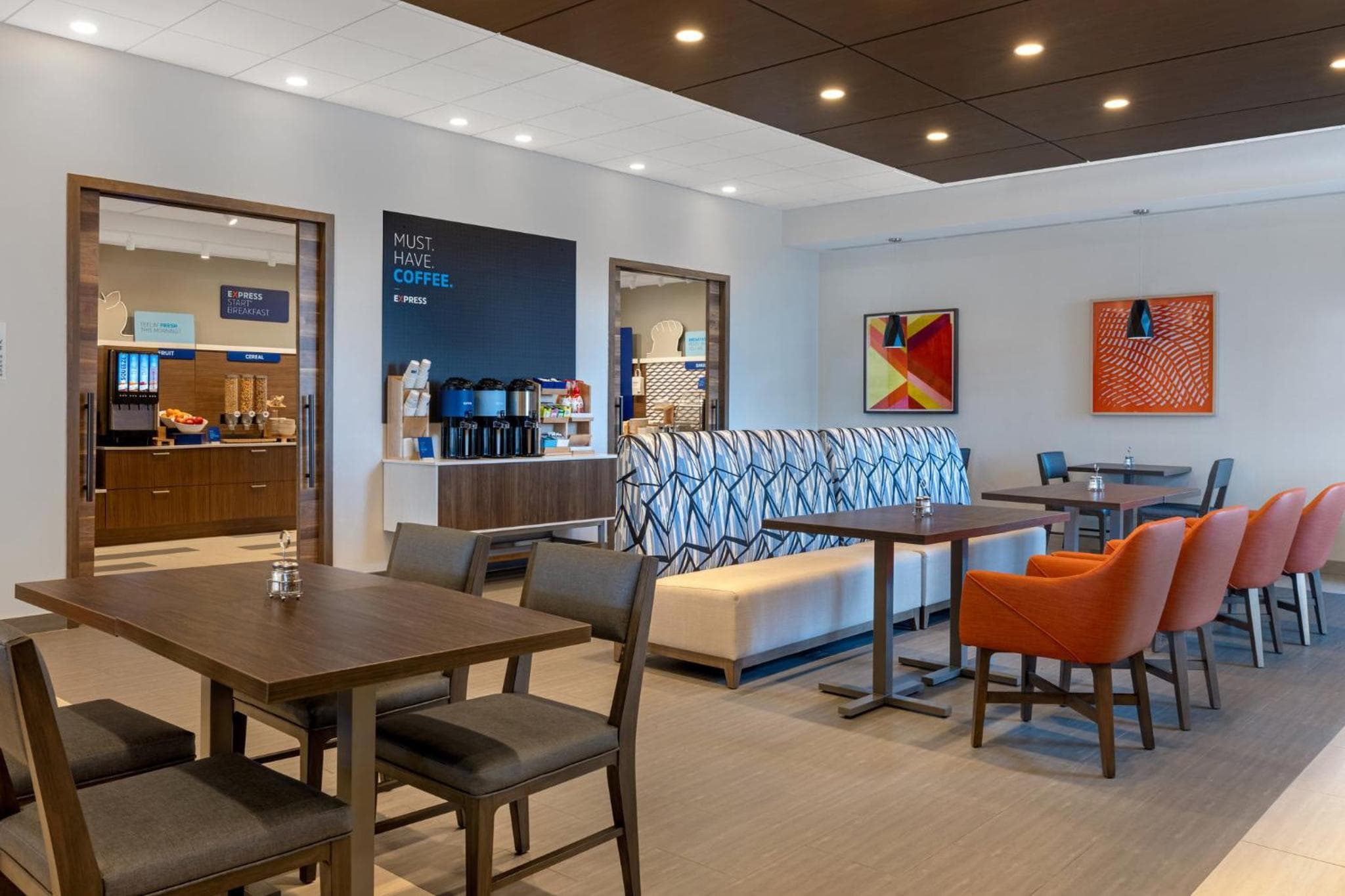 Holiday Inn Express & Suites St Thomas photo 5