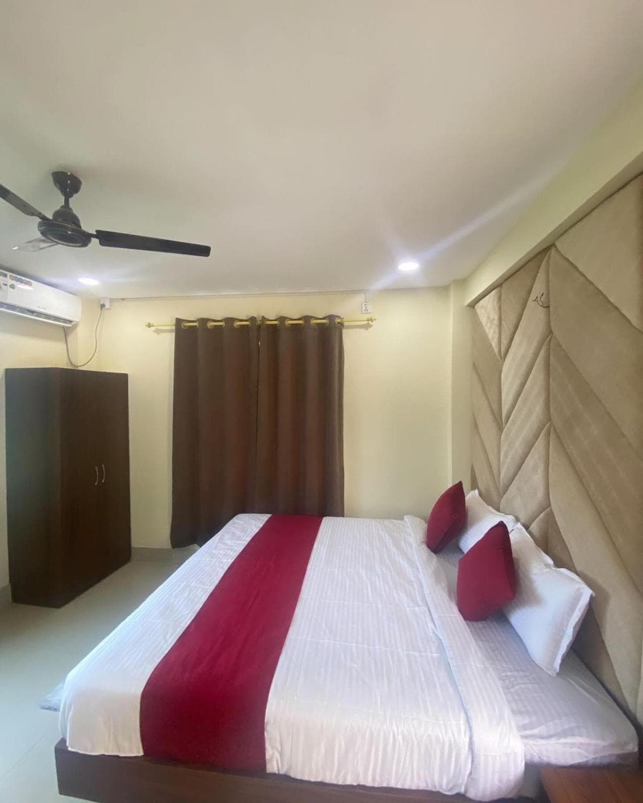 Hotel Safari Suite photo 6