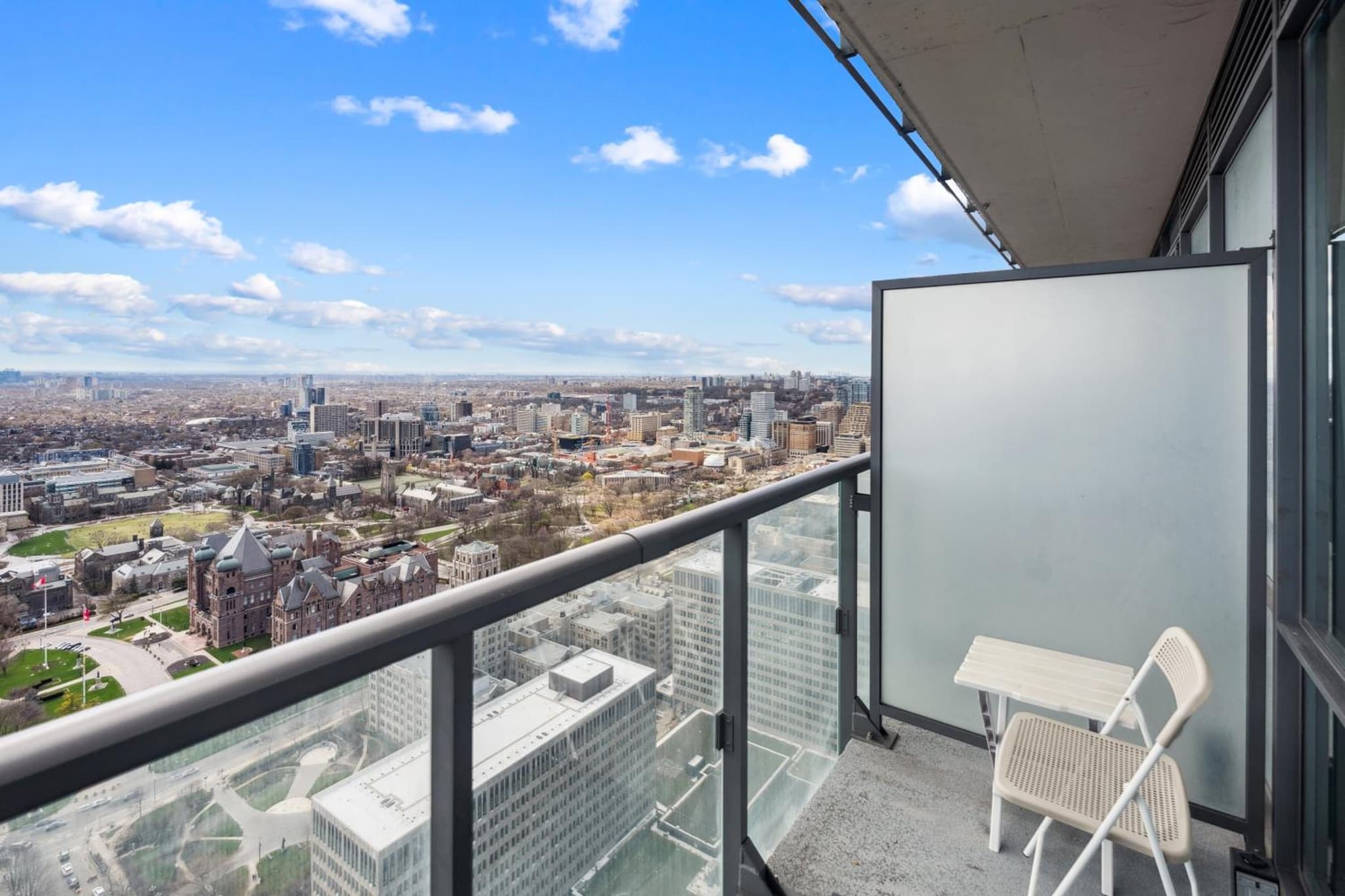 Globalstay. Burano Condos in Downtown Toronto photo 9