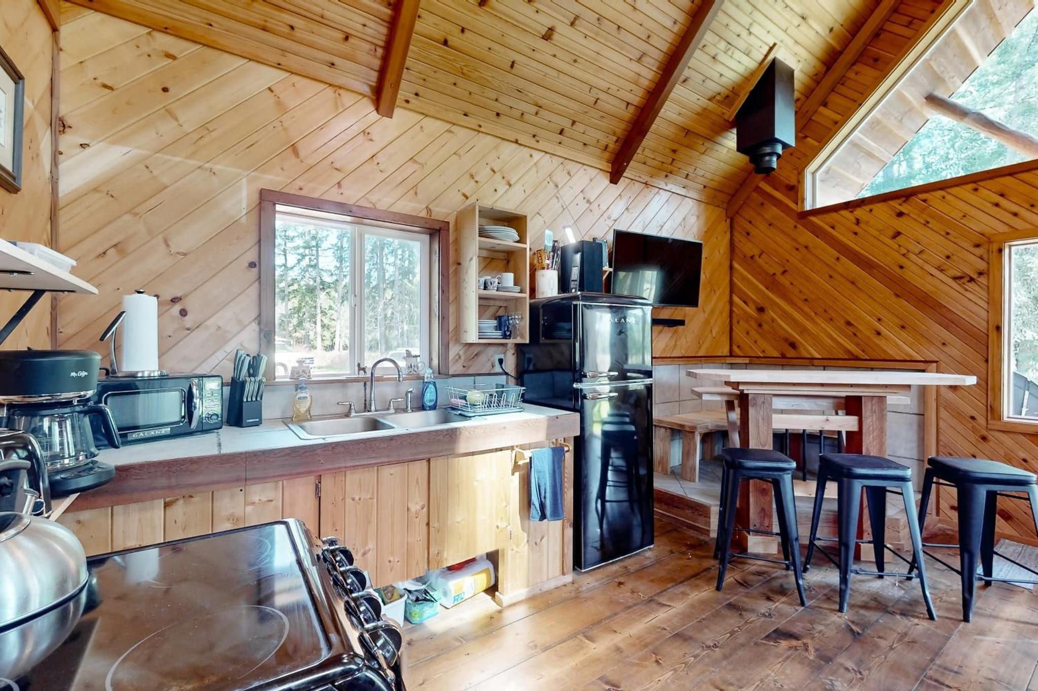 Romantic 15-Acre Hideout Near Foster Creek! photo 6
