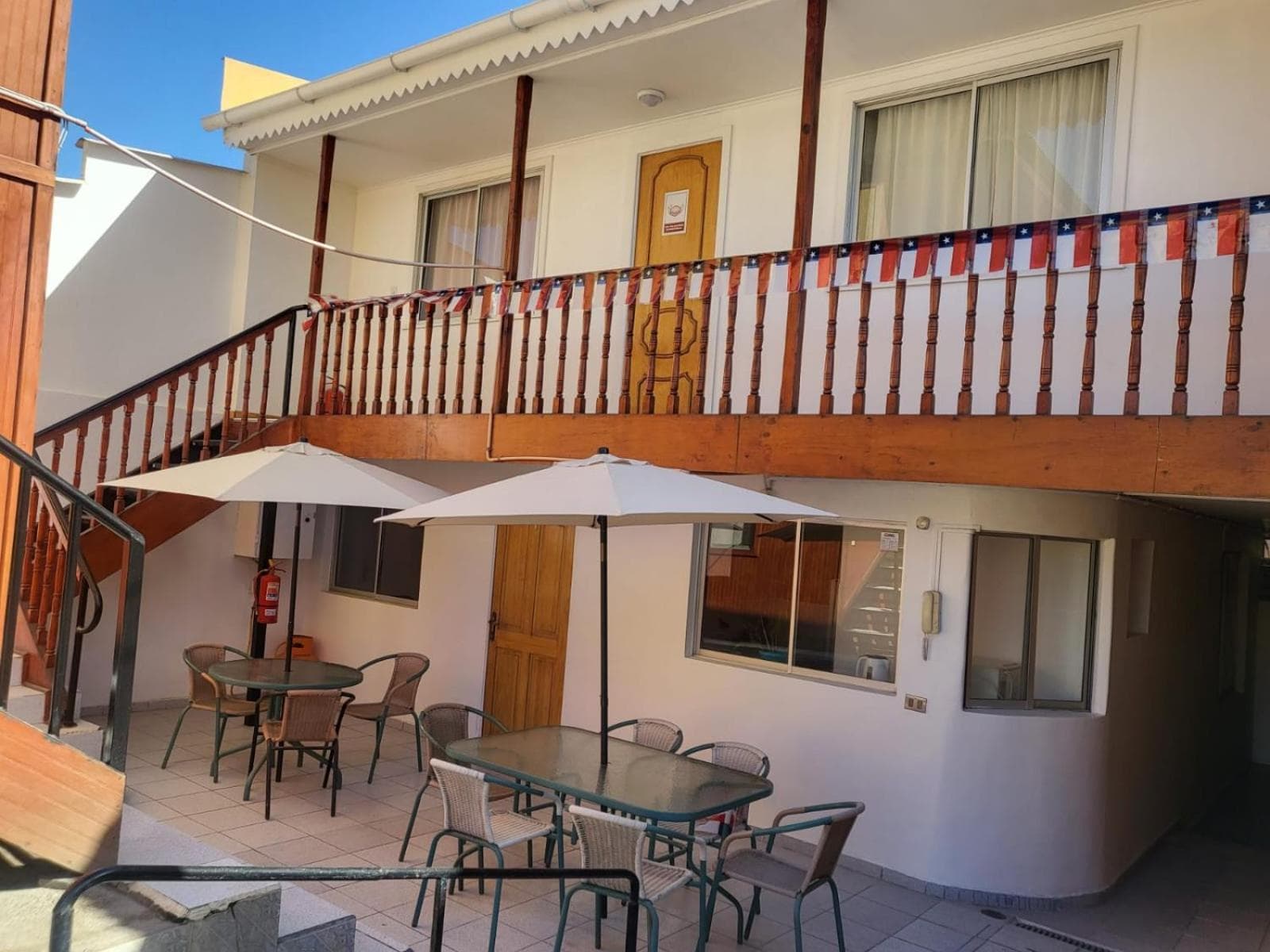 Hostal aleja