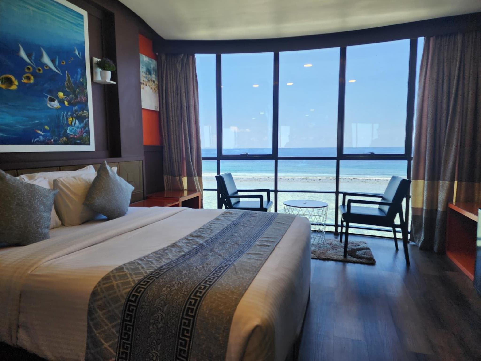 The Hive Beach photo 6