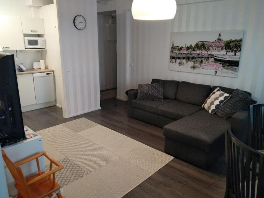 Modern Central Flat- Arrive Late, Leave Late photo 7