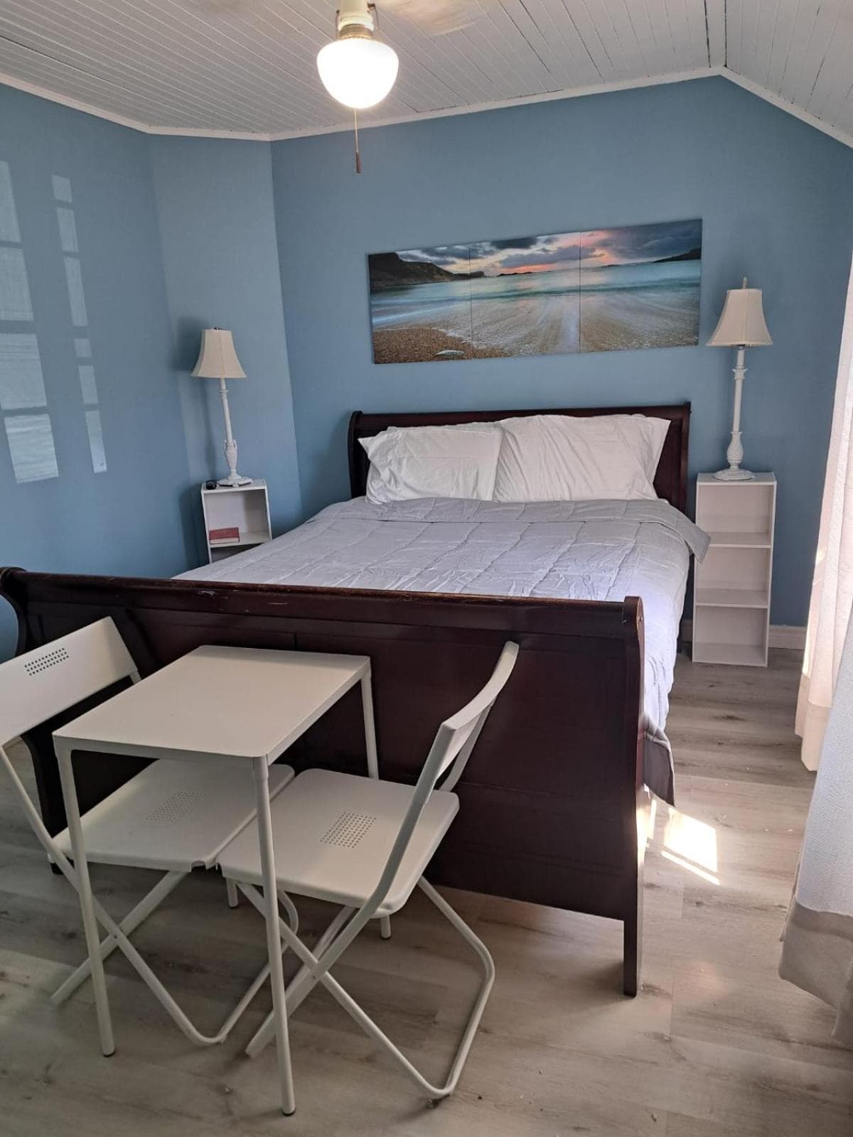 Windspire Inn photo 8