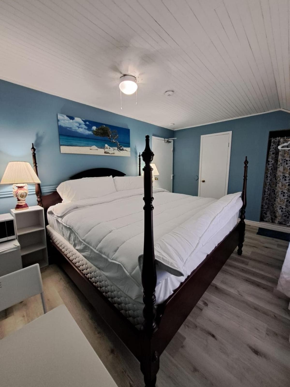 Windspire Inn photo 9