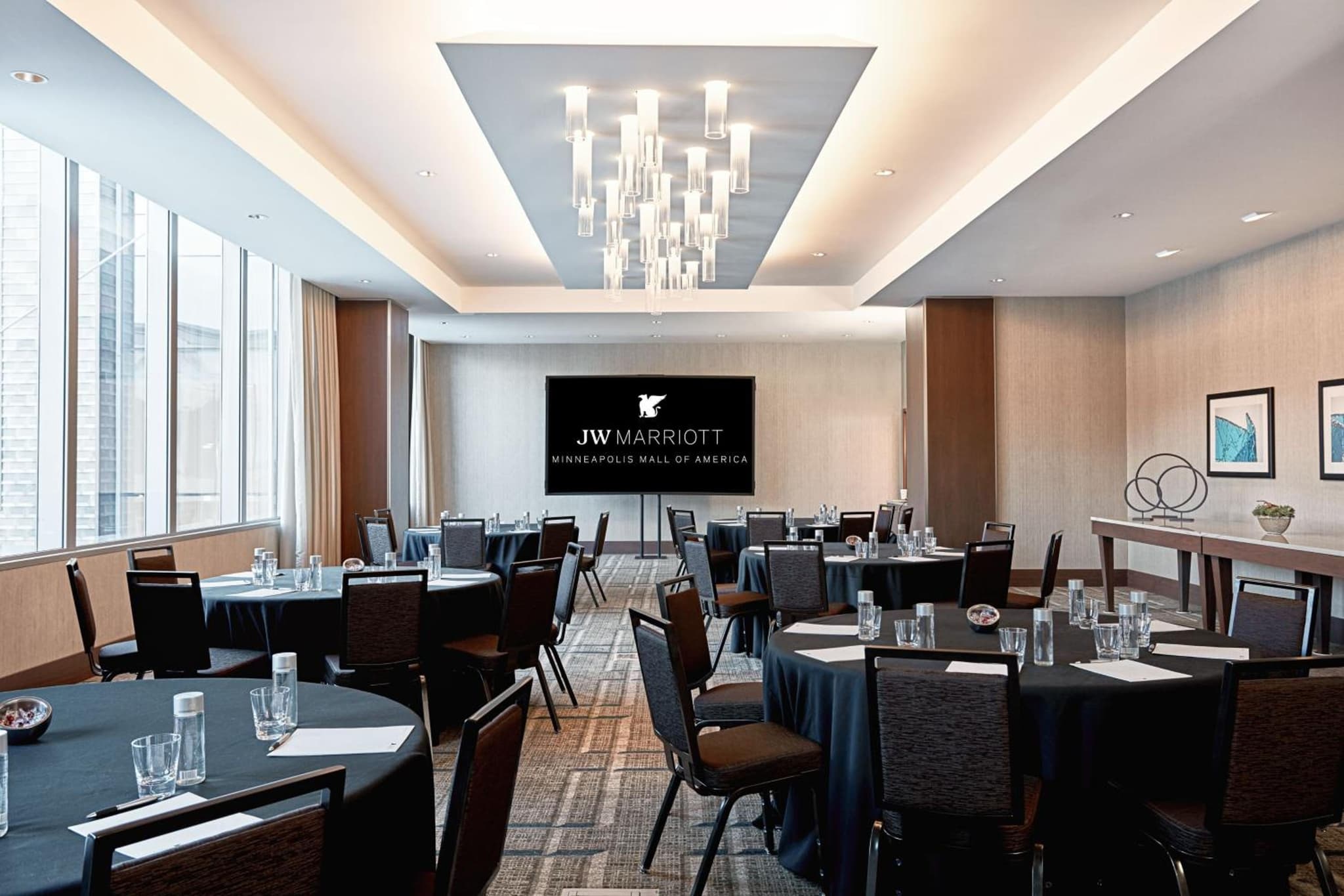 JW Marriott Minneapolis Mall of America photo 9