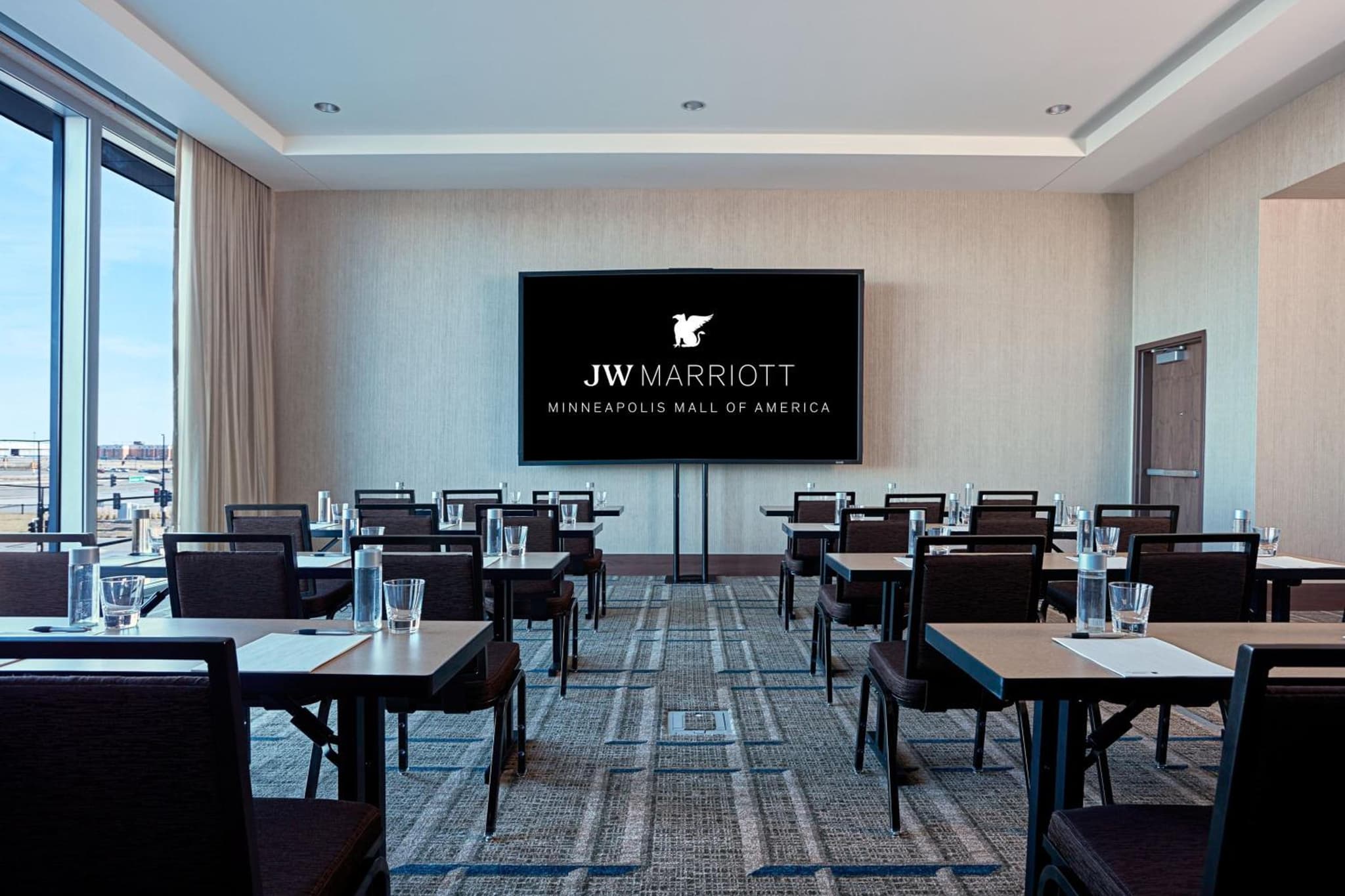 JW Marriott Minneapolis Mall of America photo 2
