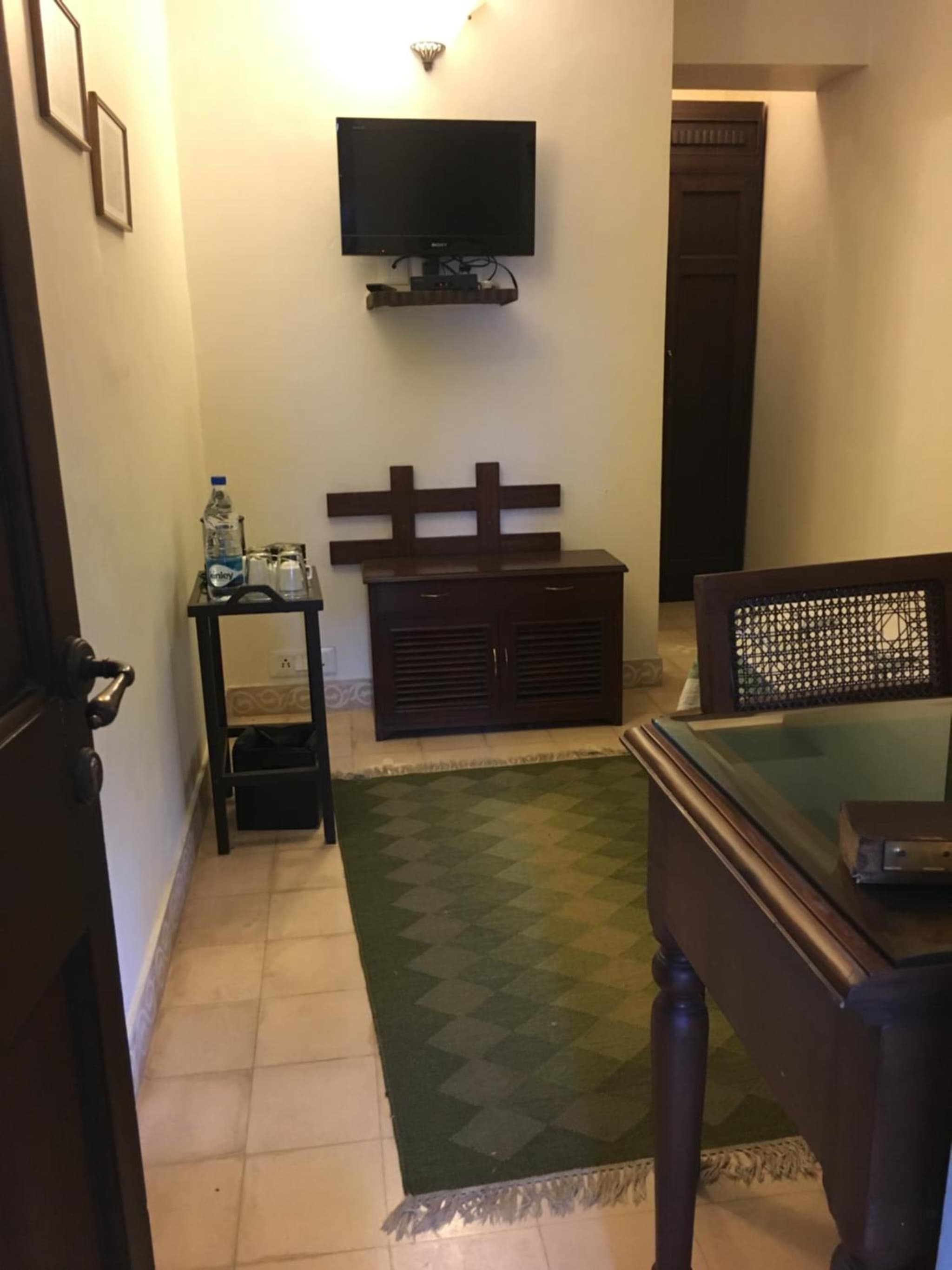 Lutyens Bungalow photo 5