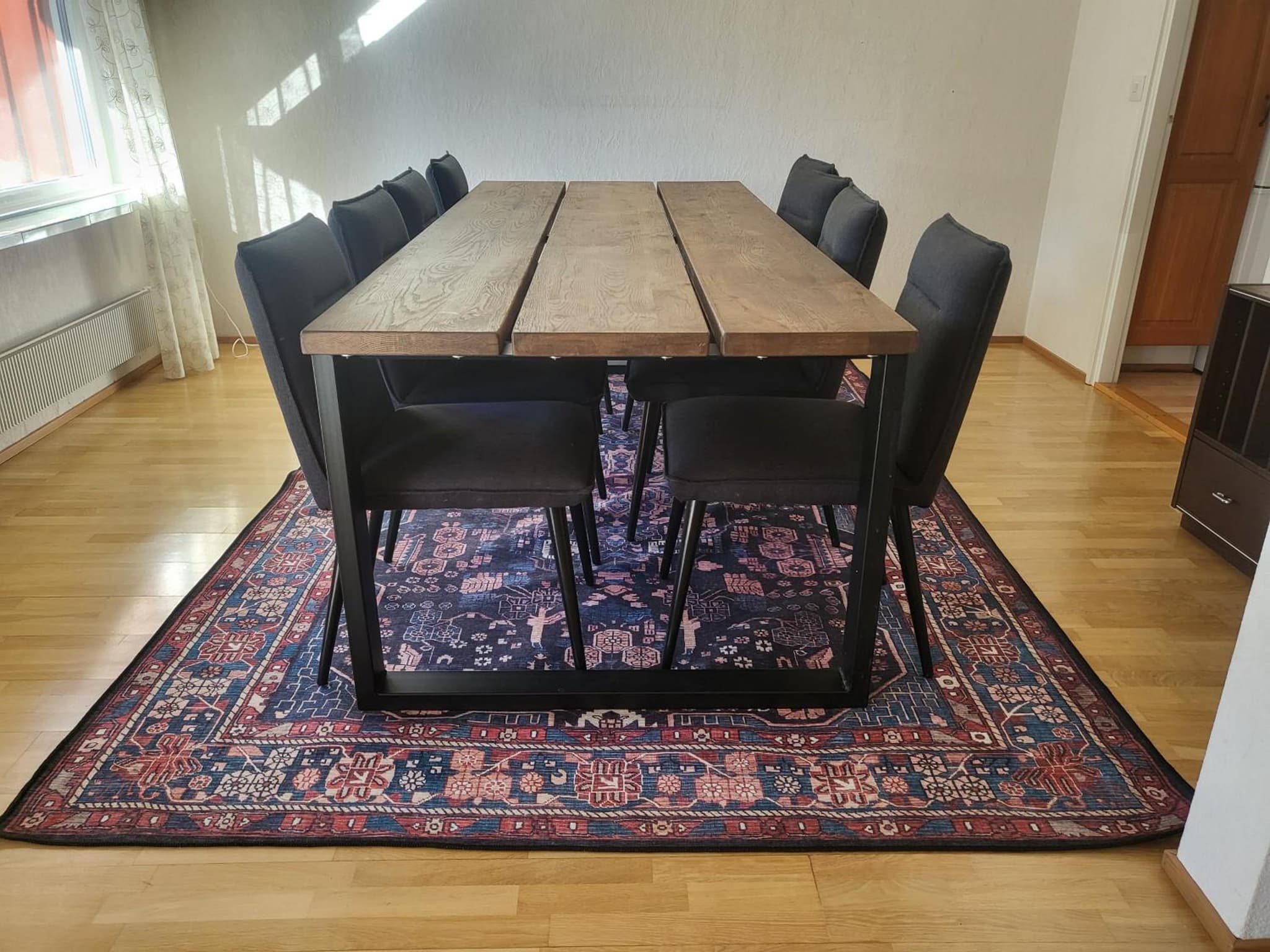 Apartment 136 m2 with 3 bedrooms and 2 livingrooms, 2 floors, walking distance to all amenities photo 3