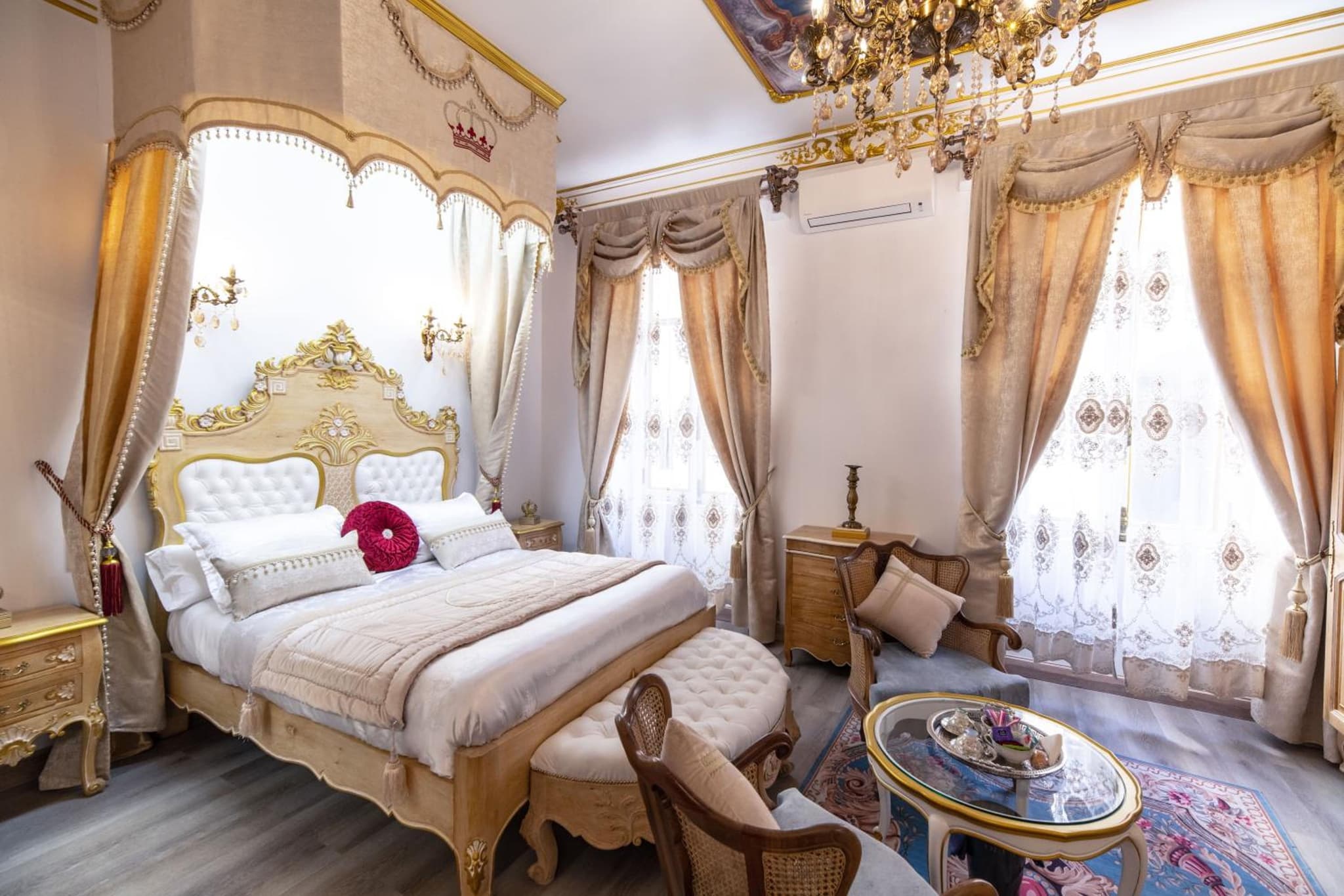 Suite Royale Maison de l'église du couvent photo 9