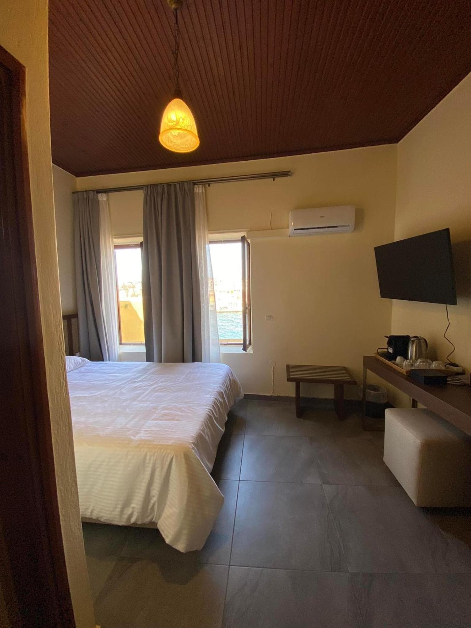 Helena Hotel photo 8