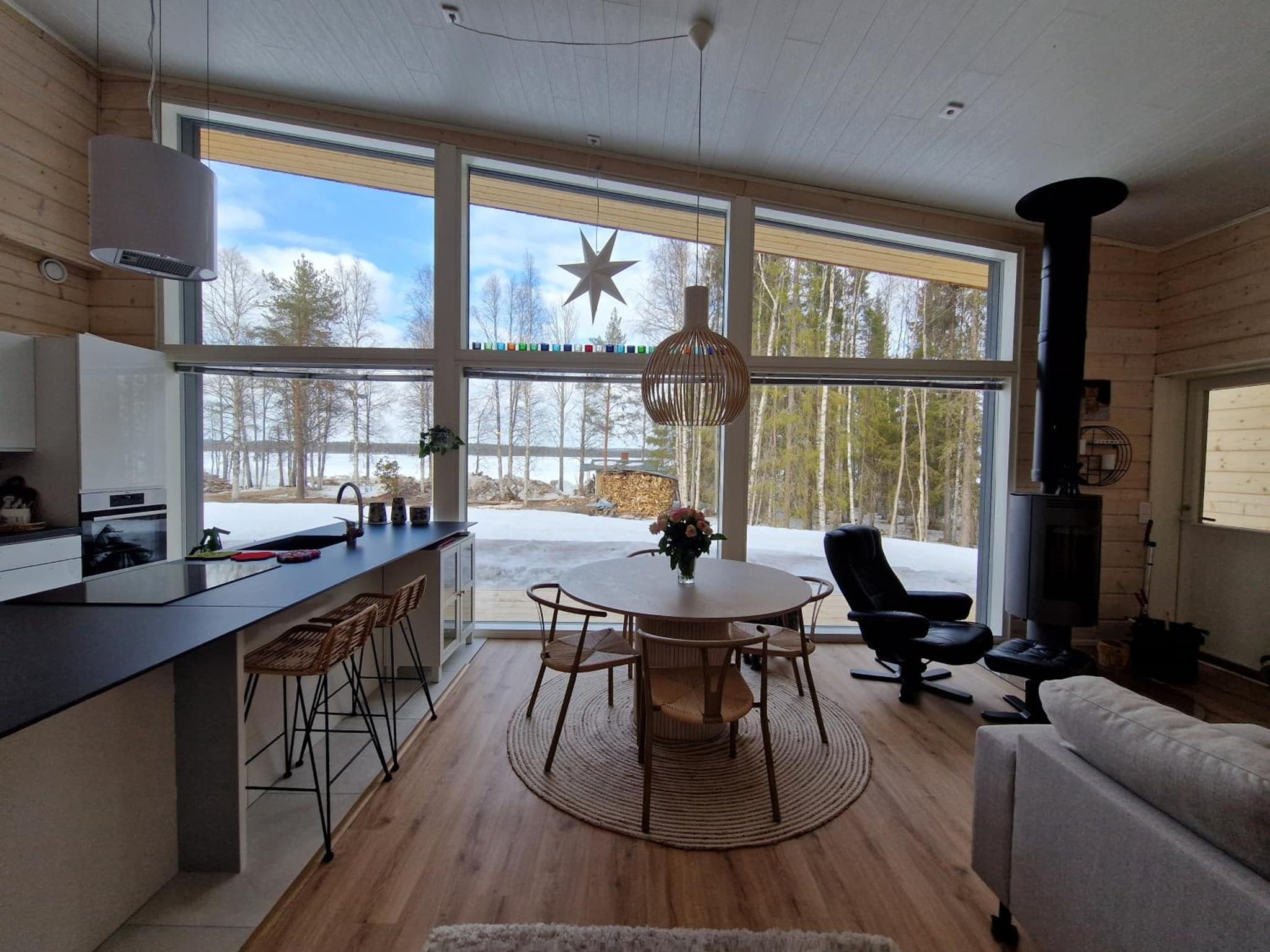Lake Norva Lodge
